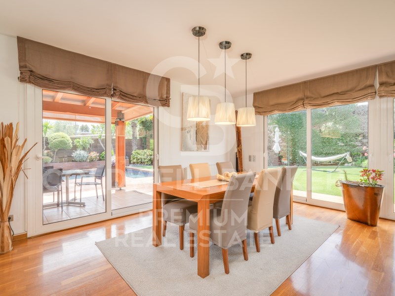 Sant Quirze del Vallès, Catalonia, ES, 5 Bedrooms Bedrooms, ,5 BathroomsBathrooms,Residential,For Sale,1526030