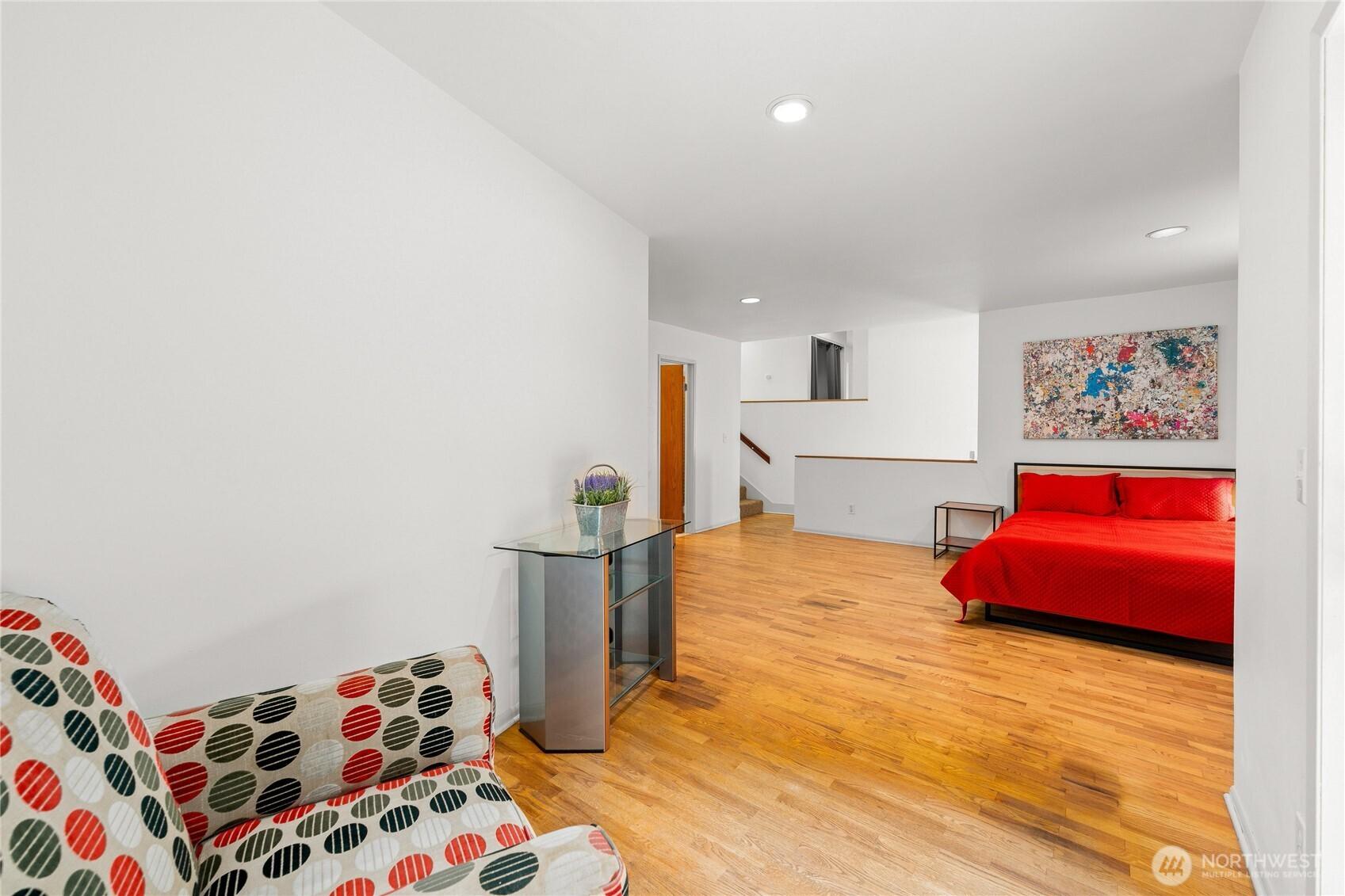 SEATTLE, Washington, 98146, United States, 2 Bedrooms Bedrooms, ,2 BathroomsBathrooms,Residential,For Sale,1873877