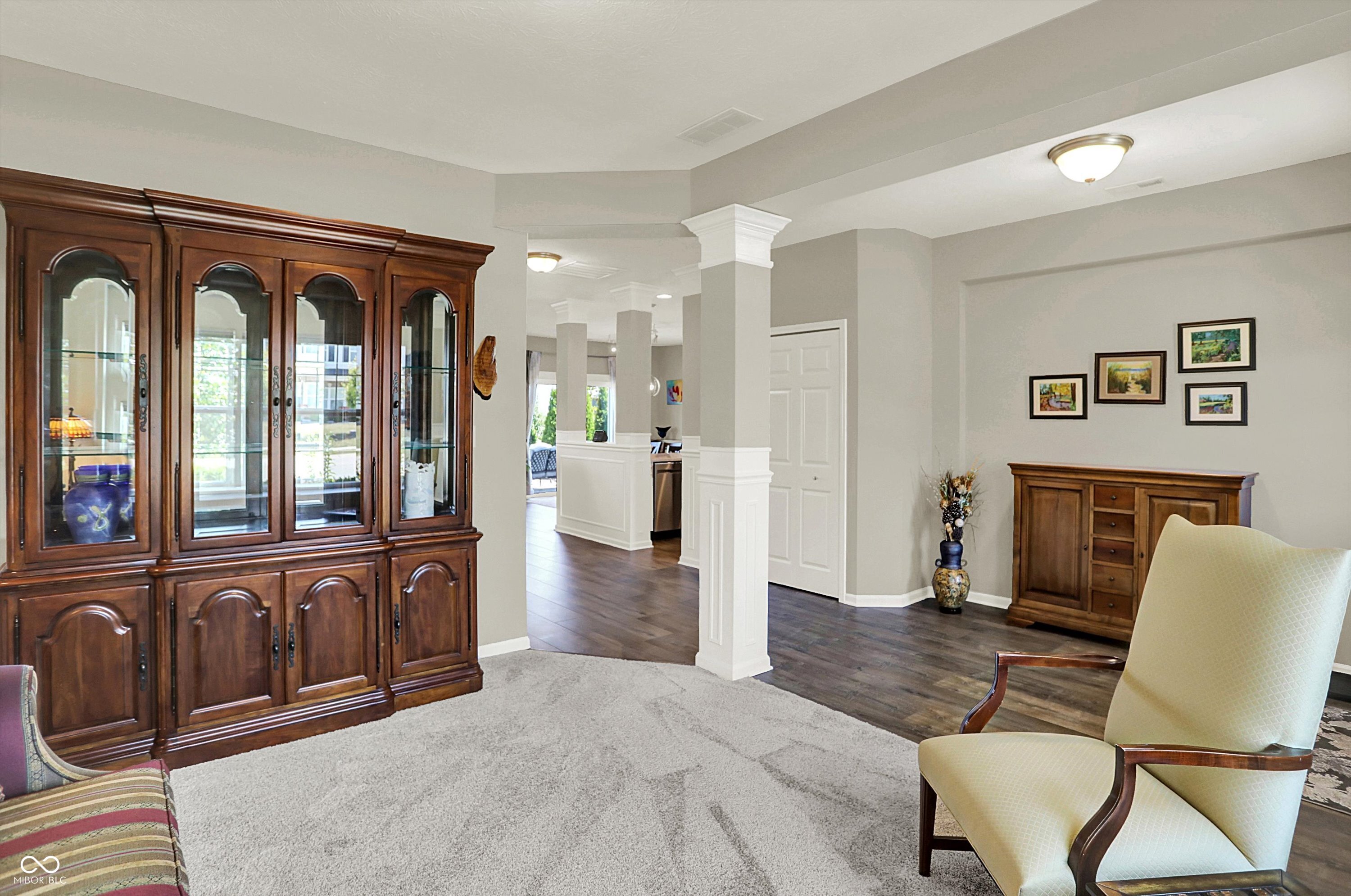 Noblesville, Indiana, 46060, United States, 5 Bedrooms Bedrooms, ,3 BathroomsBathrooms,Residential,For Sale,1974054