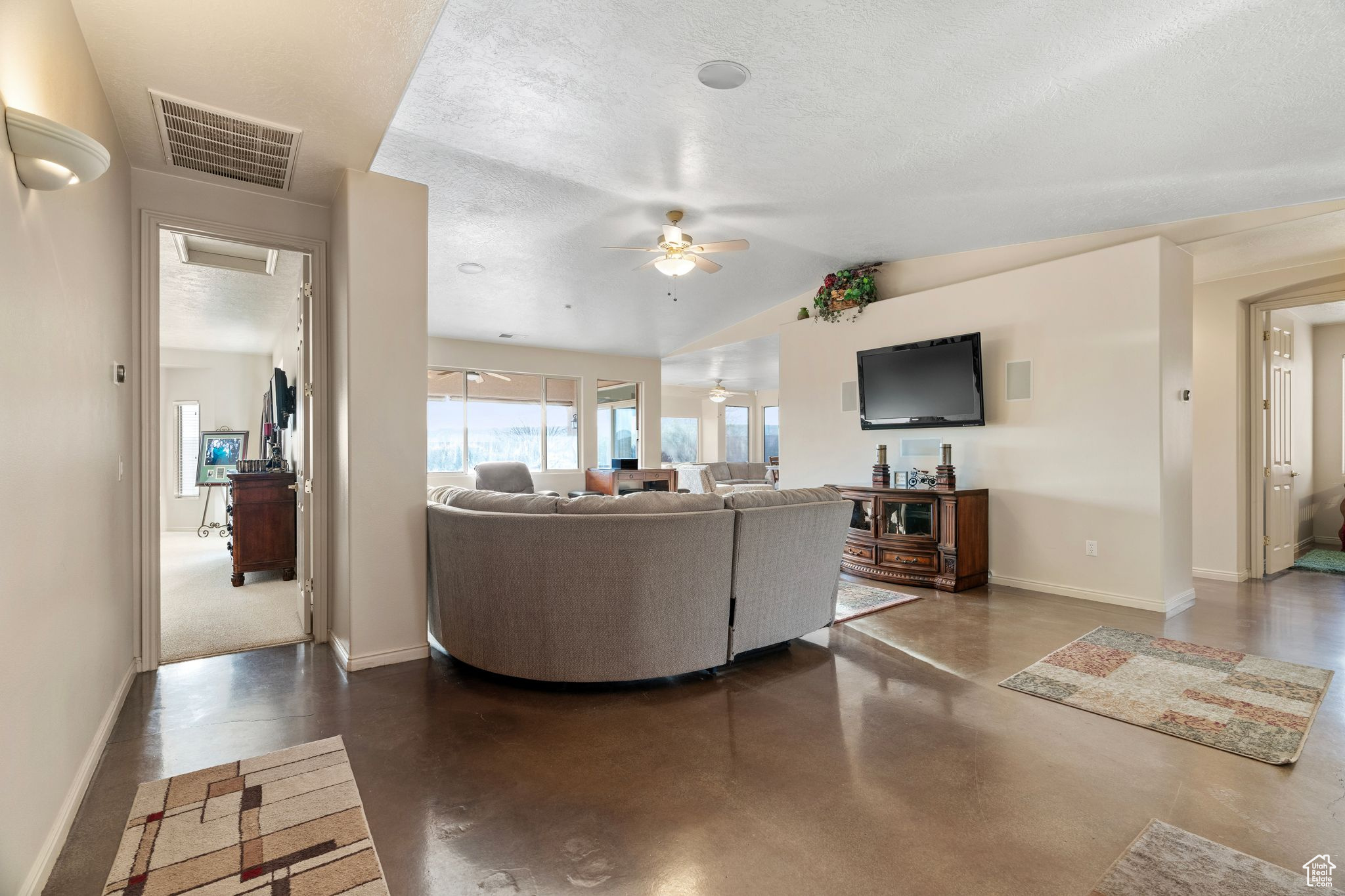 Washington, Utah, 84780, United States, 4 Bedrooms Bedrooms, ,3 BathroomsBathrooms,Residential,For Sale,1696576