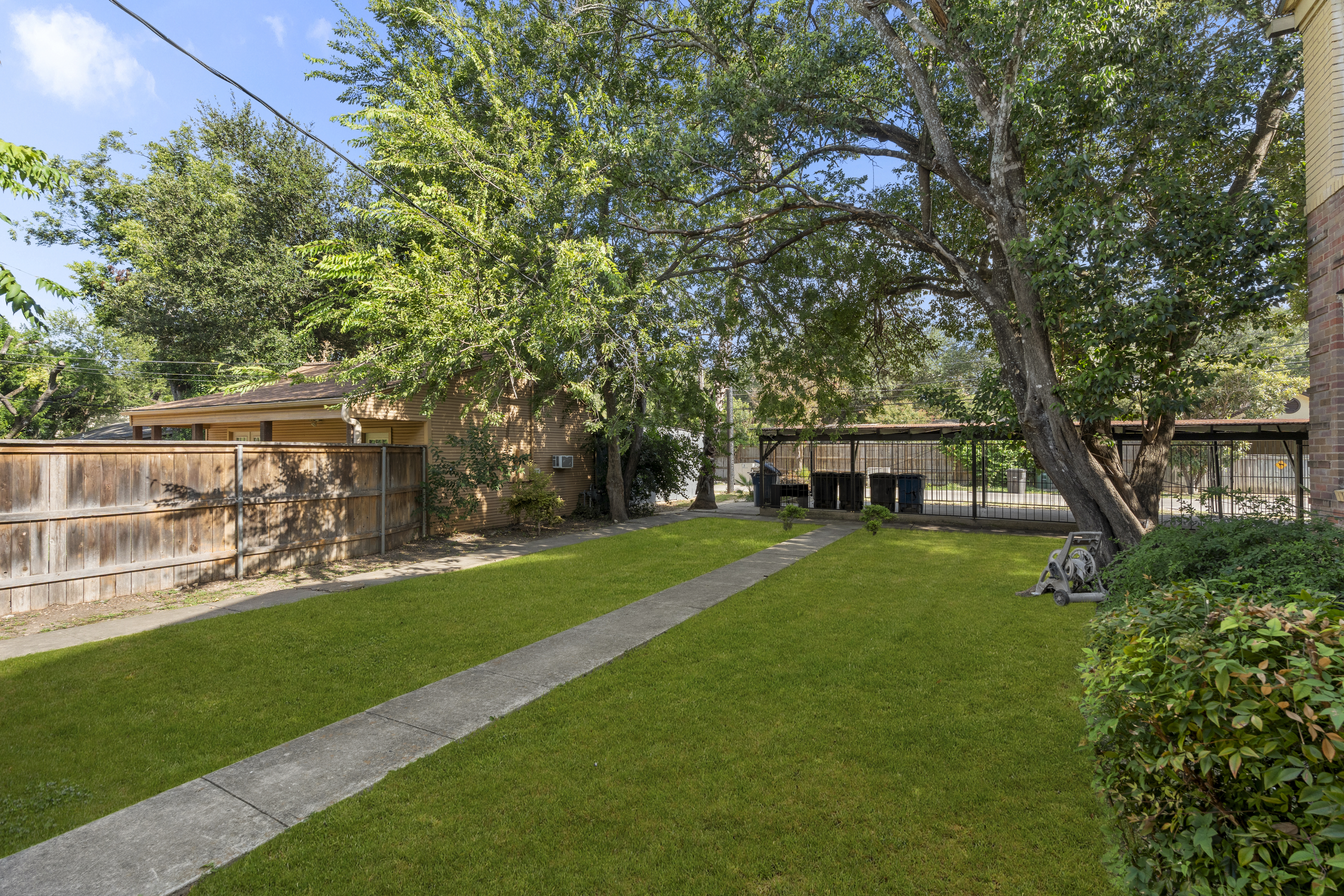  Exceptional 12-Unit Multifamily Investment Opportunity in Historic Monte Vista - 物件實景