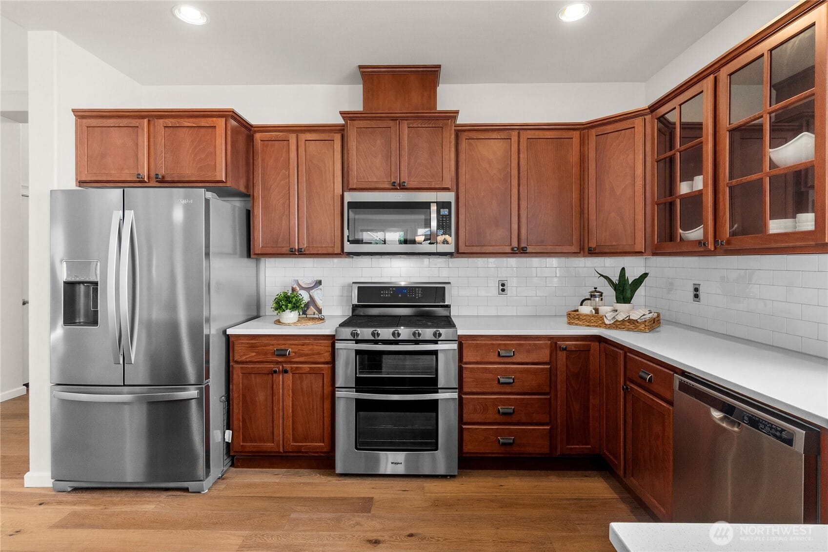 Tumwater, Washington, 98501, United States, 3 Bedrooms Bedrooms, ,2 BathroomsBathrooms,Residential,For Sale,1989265