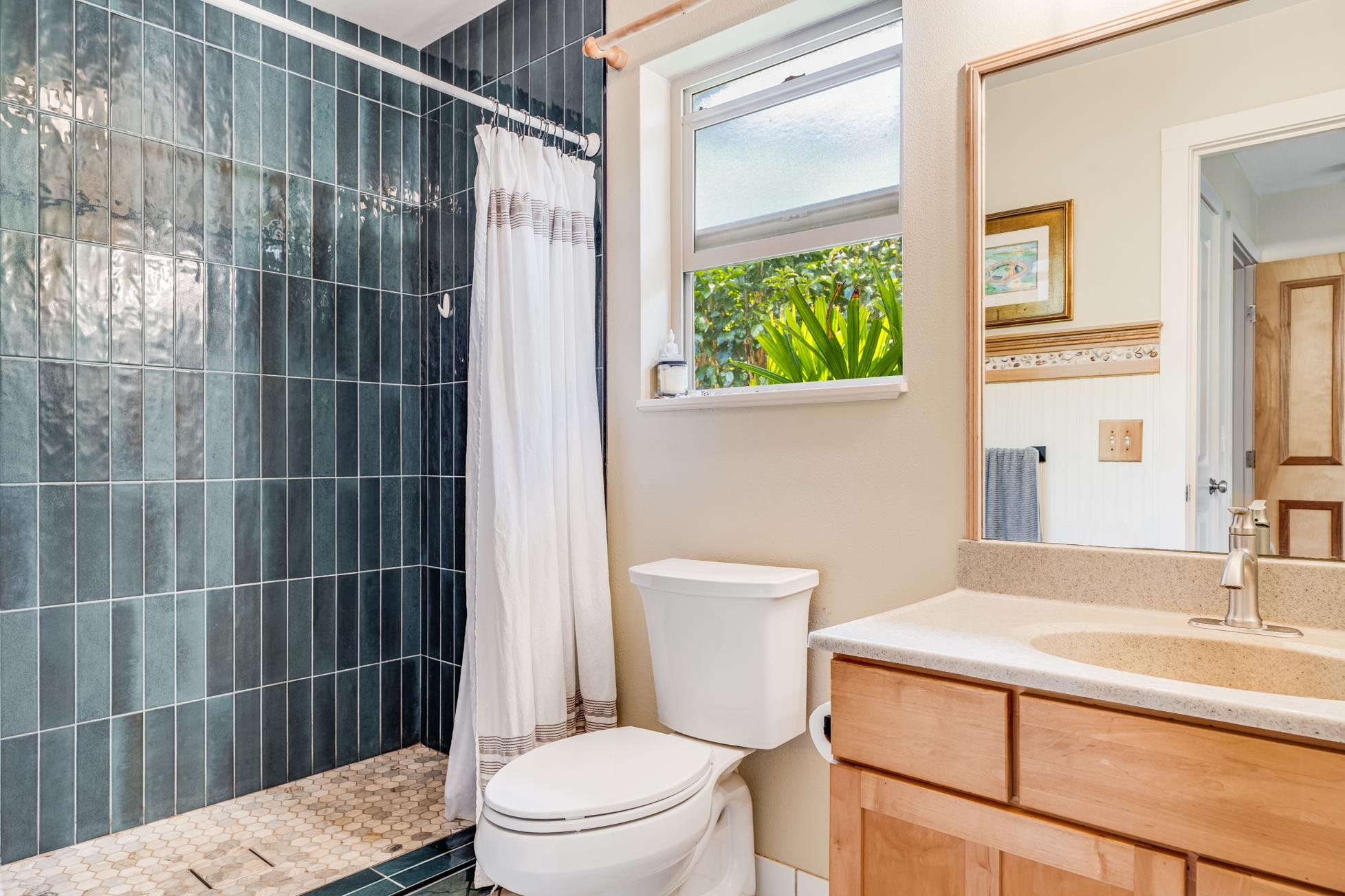 Paia, Hawaii, 96779, United States, 3 Bedrooms Bedrooms, ,2 BathroomsBathrooms,Residential,For Sale,1828199