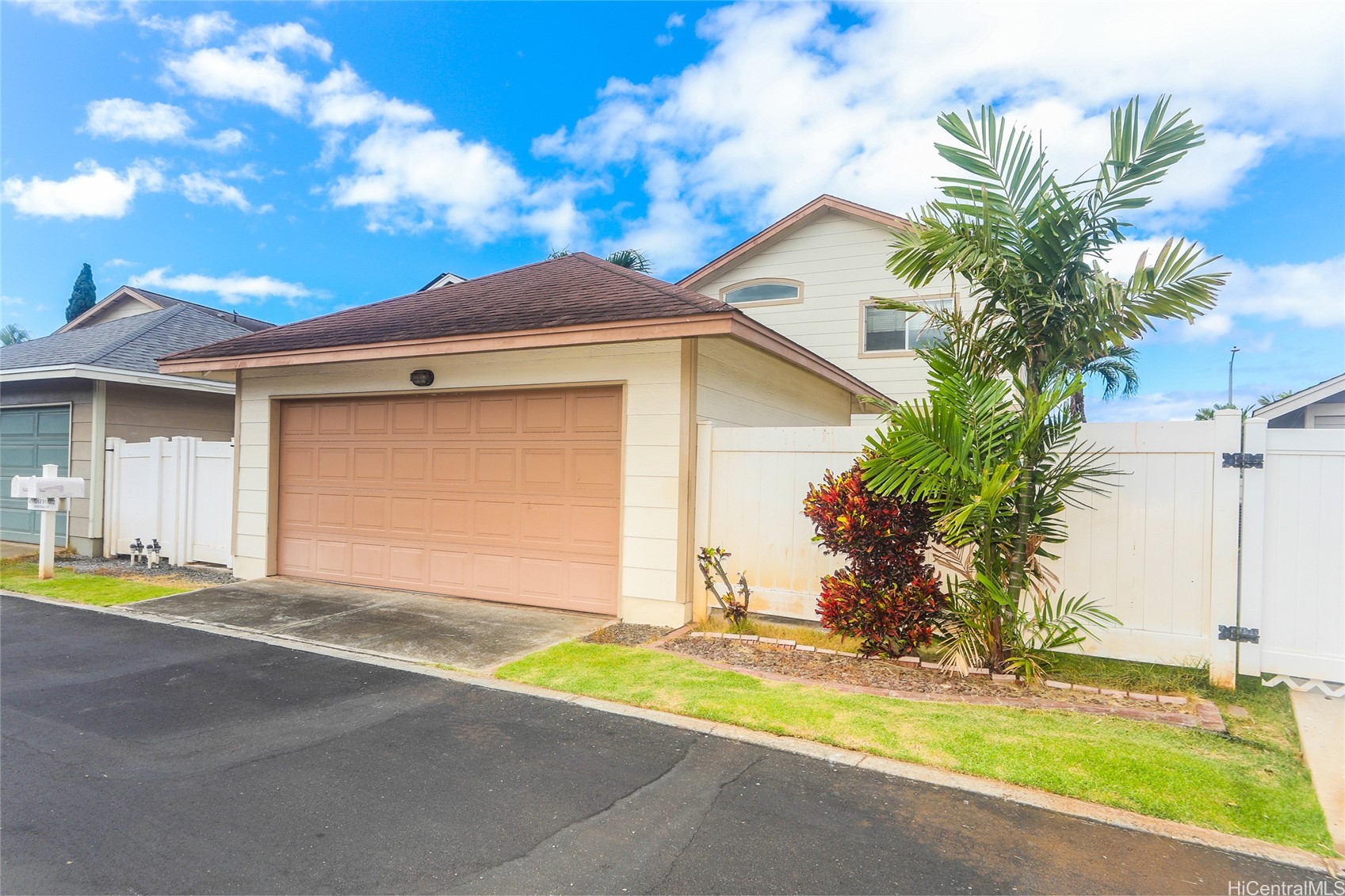 Ewa Beach, Hawaii, 96706, United States, 4 Bedrooms Bedrooms, ,3 BathroomsBathrooms,Residential,For Sale,1940576