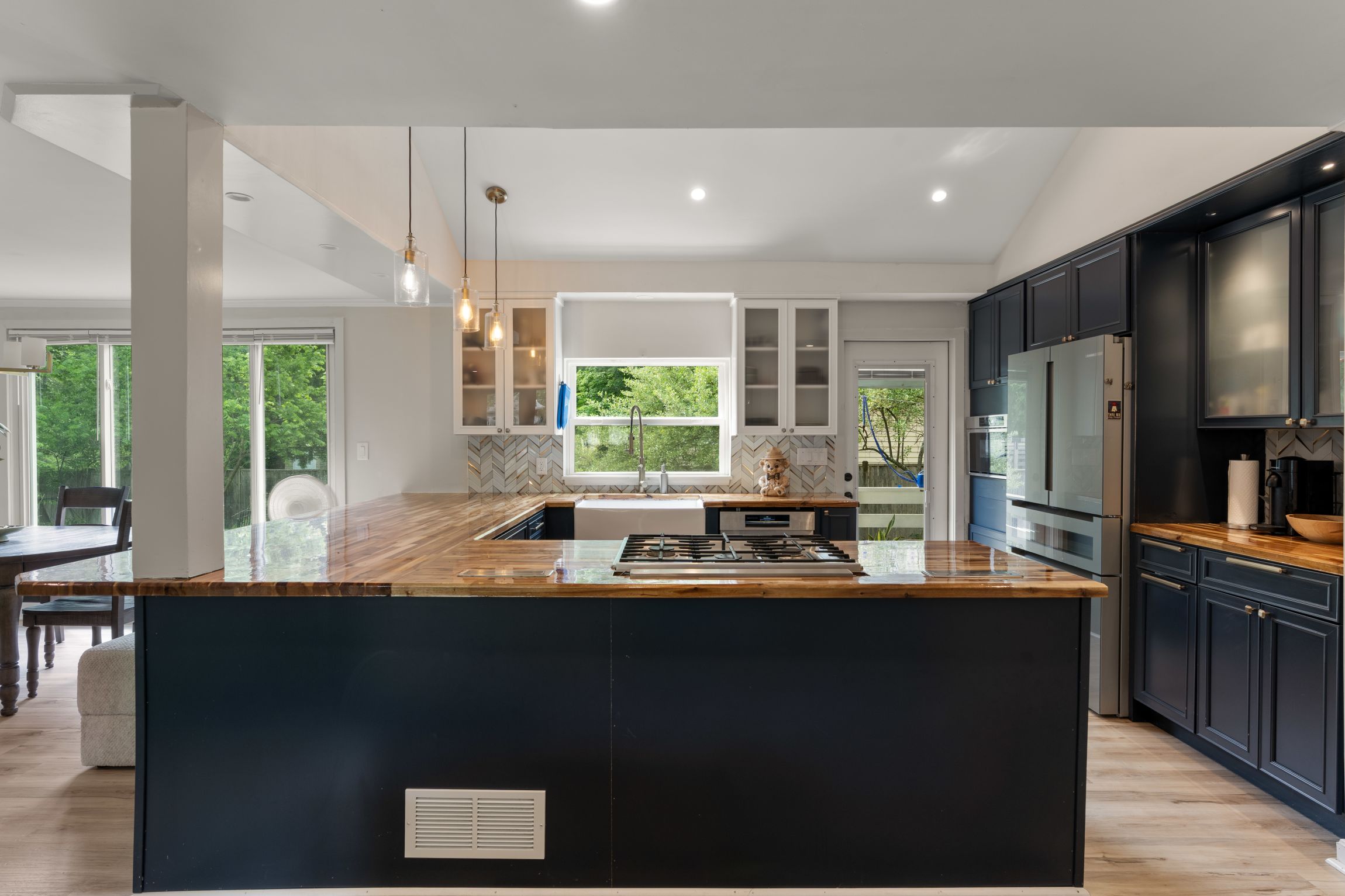  987 Pleasant Street, Framingham, MA, 01701 - 物件實景