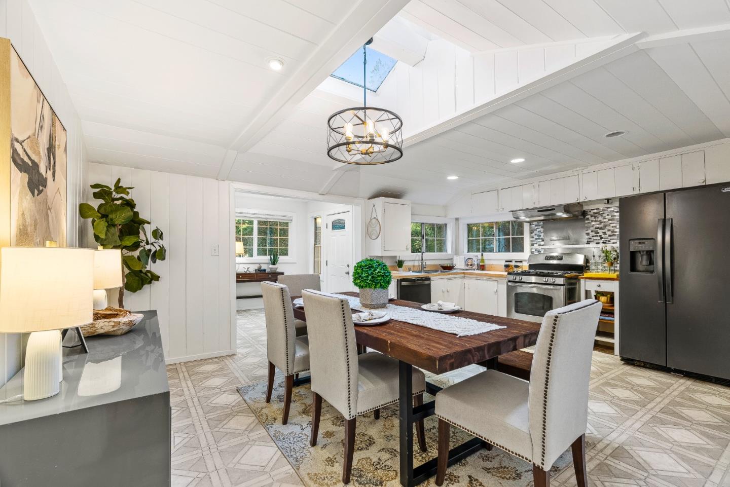 Scotts Valley, California, 95066, United States, 1 Bedroom Bedrooms, ,1 BathroomBathrooms,Residential,For Sale,2002288