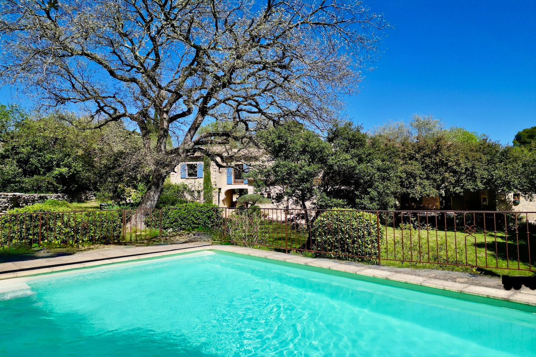  A Character Property in the Heart of the Gard - 物件實景