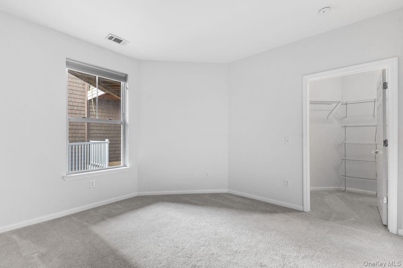 Stamford, Connecticut, 06902, United States, 2 Bedrooms Bedrooms, ,2 BathroomsBathrooms,Residential,For Sale,1965271