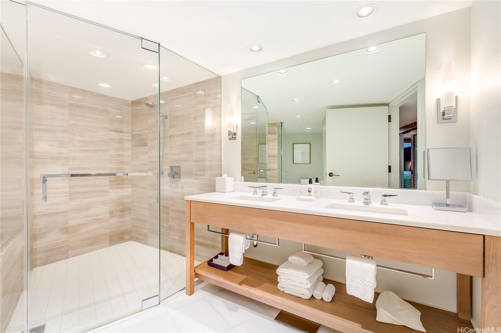 Honolulu, Hawaii, 96815, United States, ,Residential,For Sale,1793249
