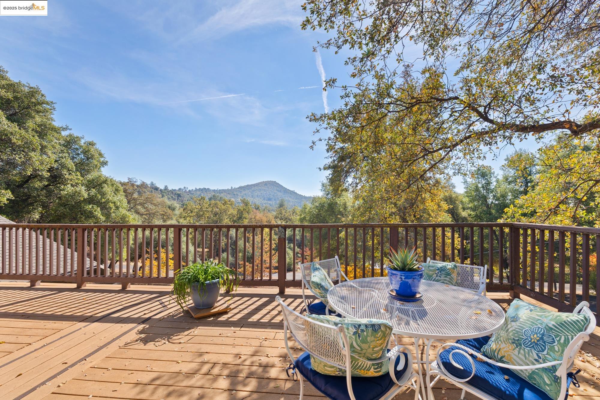 Sonora, California, 95370, United States, 4 Bedrooms Bedrooms, ,4 BathroomsBathrooms,Residential,For Sale,1987424