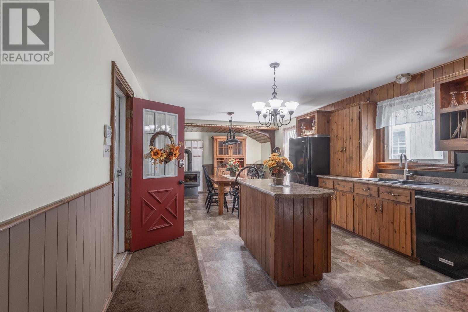 BROOKLYN, Prince Edward Island, C0A 1R0, CA, 6 Bedrooms Bedrooms, ,3 BathroomsBathrooms,Residential,For Sale,1951487