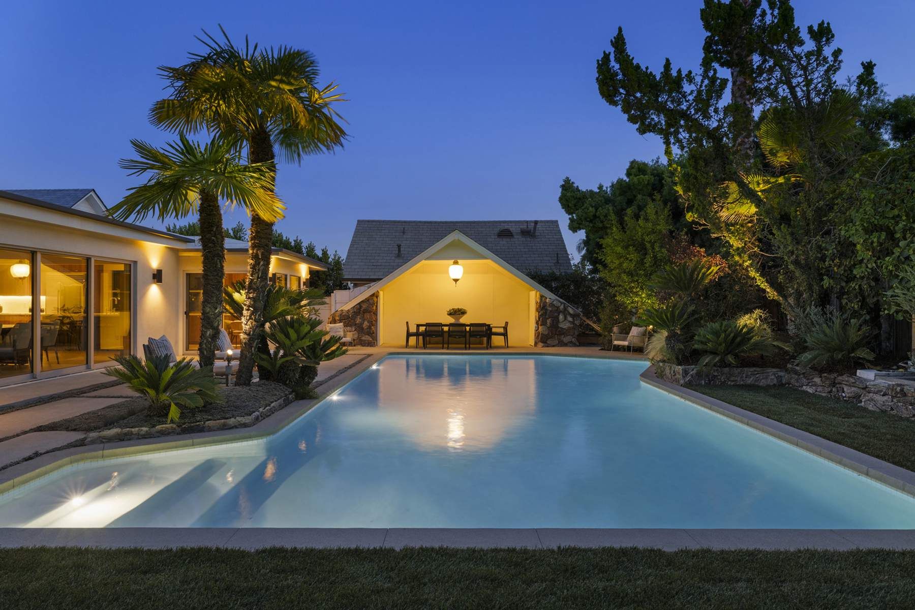  2235 Chislehurst Dr - 物件實景