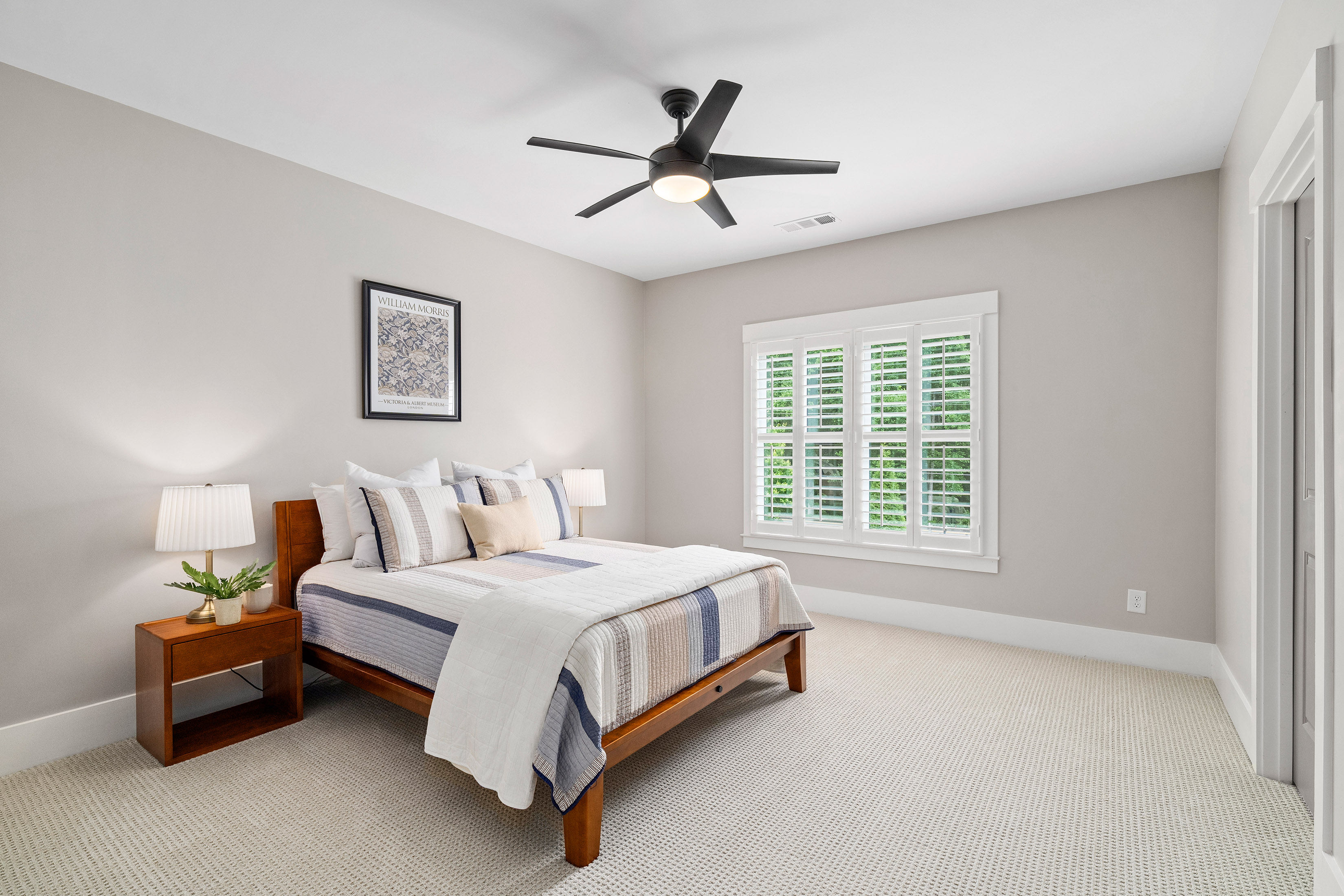  Stunning Modern Farmhouse with Luxury Finishes, Unbeatable Location, and No HOA - 物件實景