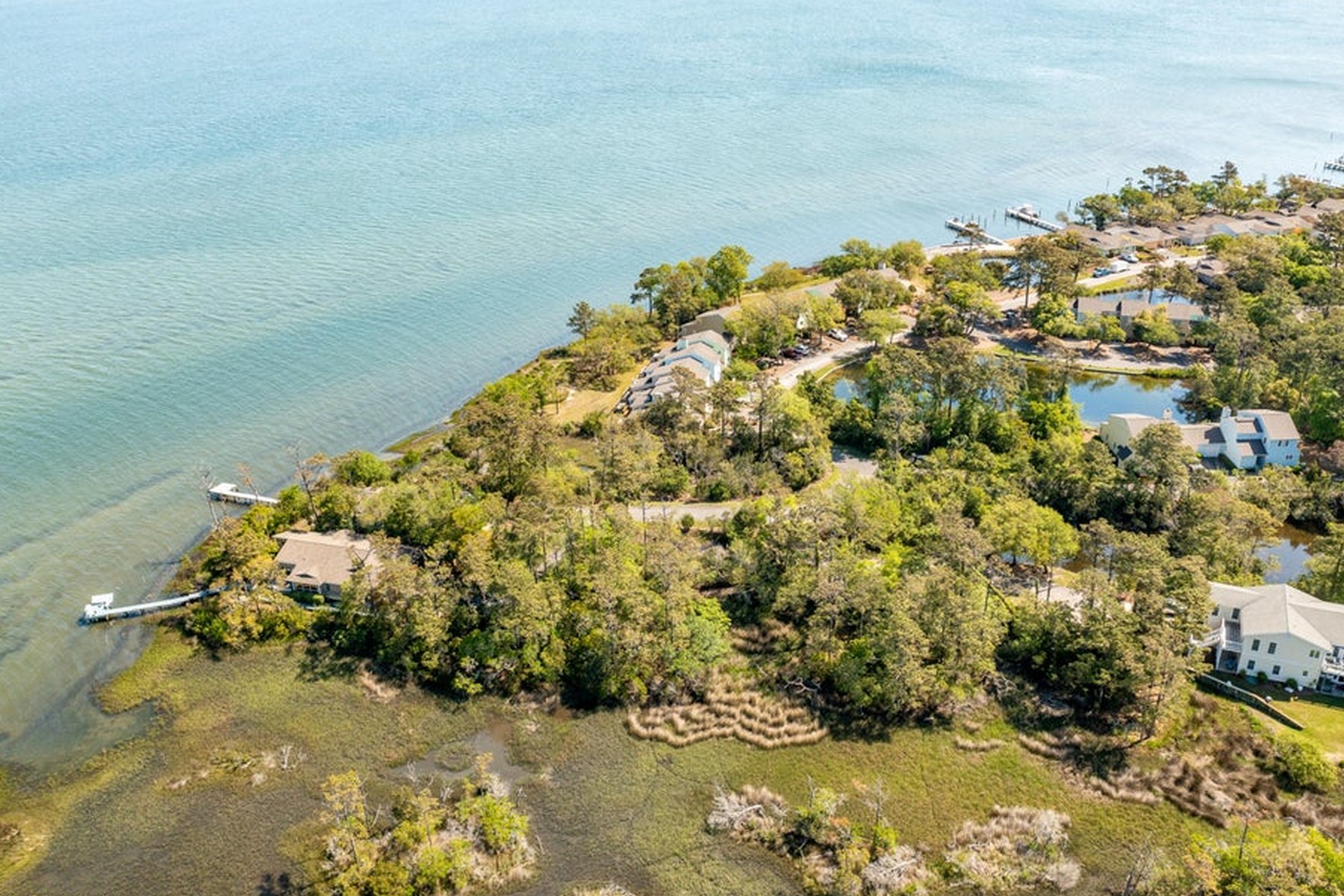  4 West Court, Pine Knoll Shores, NC 28512 - 物件實景