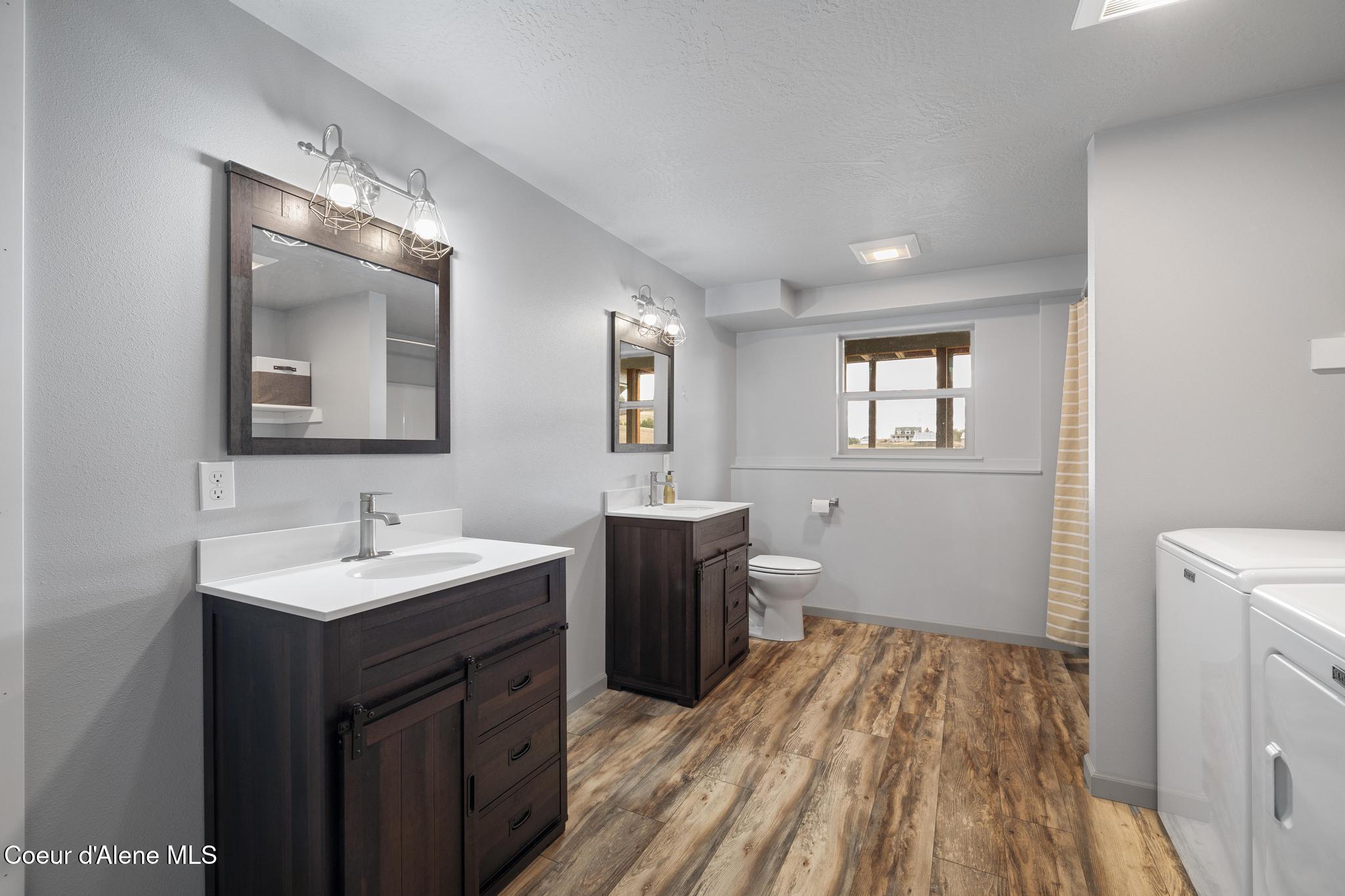 Worley, Idaho, 83876, United States, 3 Bedrooms Bedrooms, ,2 BathroomsBathrooms,Residential,For Sale,1897299