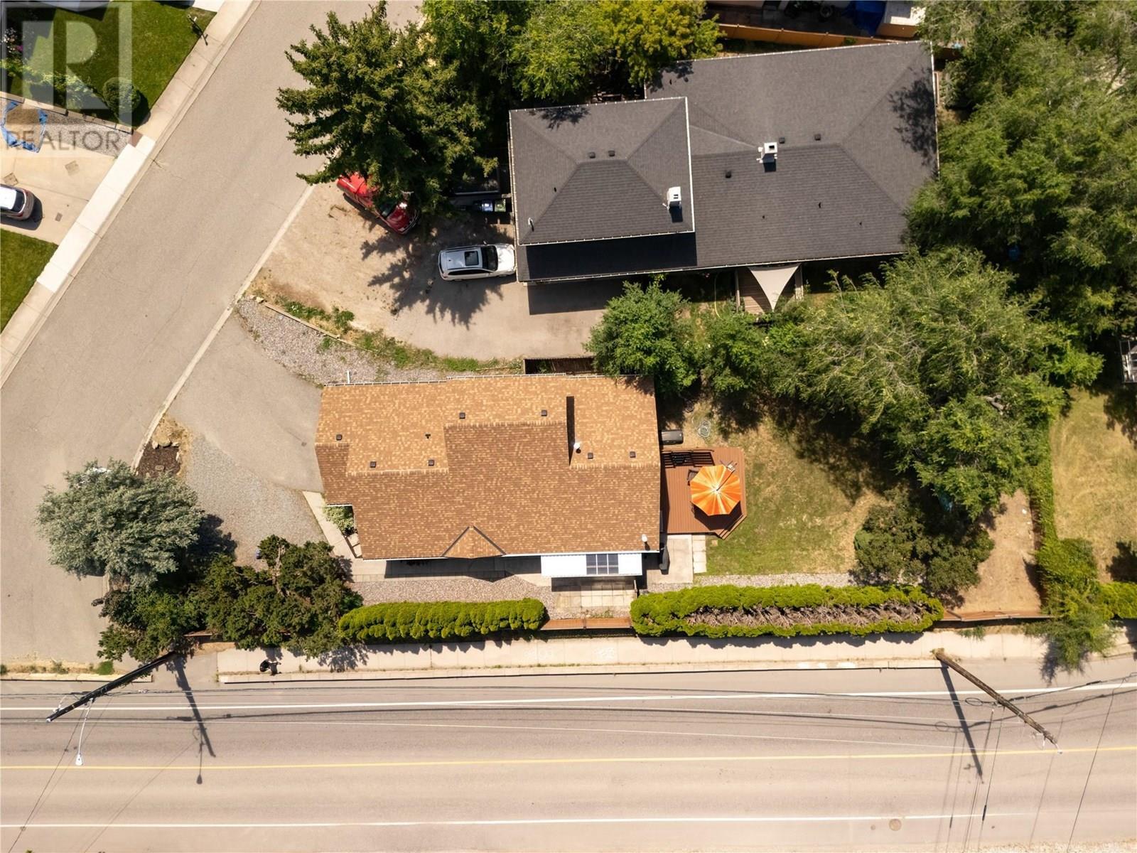KELOWNA, British Columbia, V1V 1S9, CA, 4 Bedrooms Bedrooms, ,3 BathroomsBathrooms,Residential,For Sale,1895438