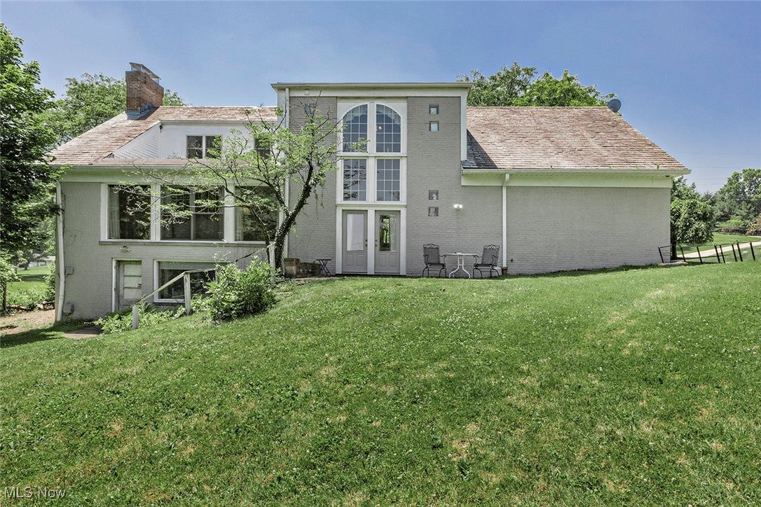 Brecksville, Ohio, 44141, United States, 5 Bedrooms Bedrooms, ,5 BathroomsBathrooms,Residential,For Sale,1979228