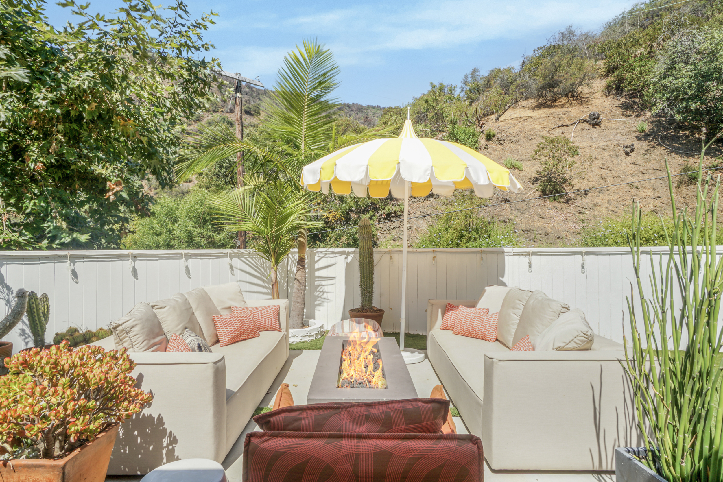  3560 Mandeville Canyon Rd - 物件實景