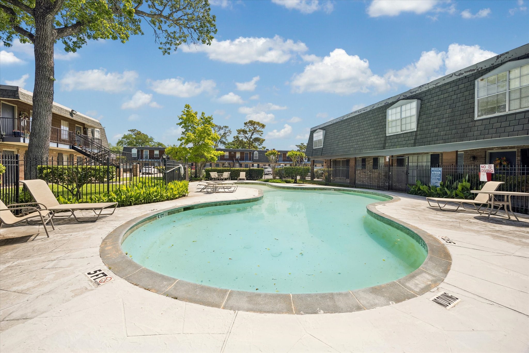  9025 Gaylord Drive #109 - 物件實景