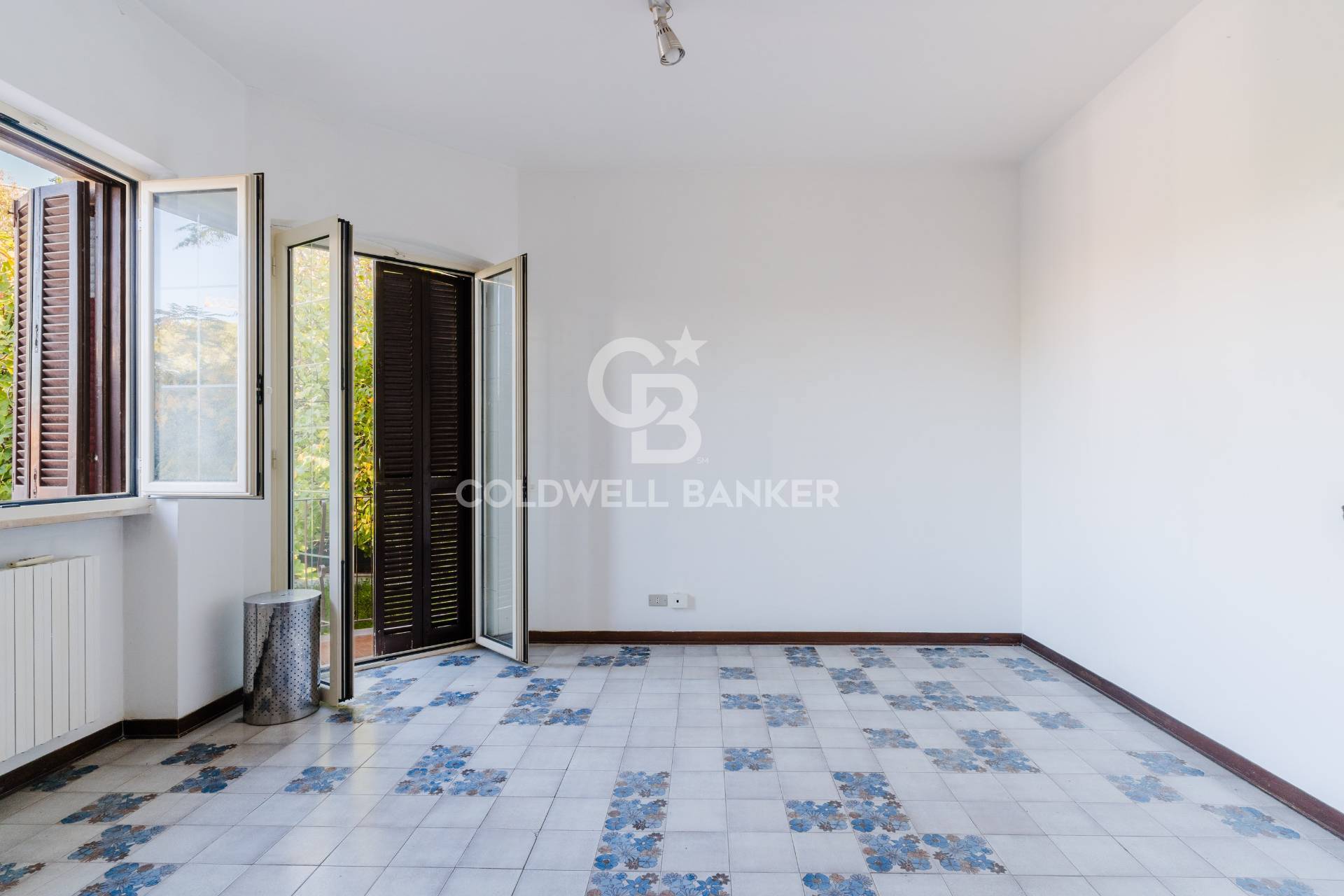 Bari, Bari, 70100, IT, 3 Bedrooms Bedrooms, ,3 BathroomsBathrooms,Residential,For Sale,1991647