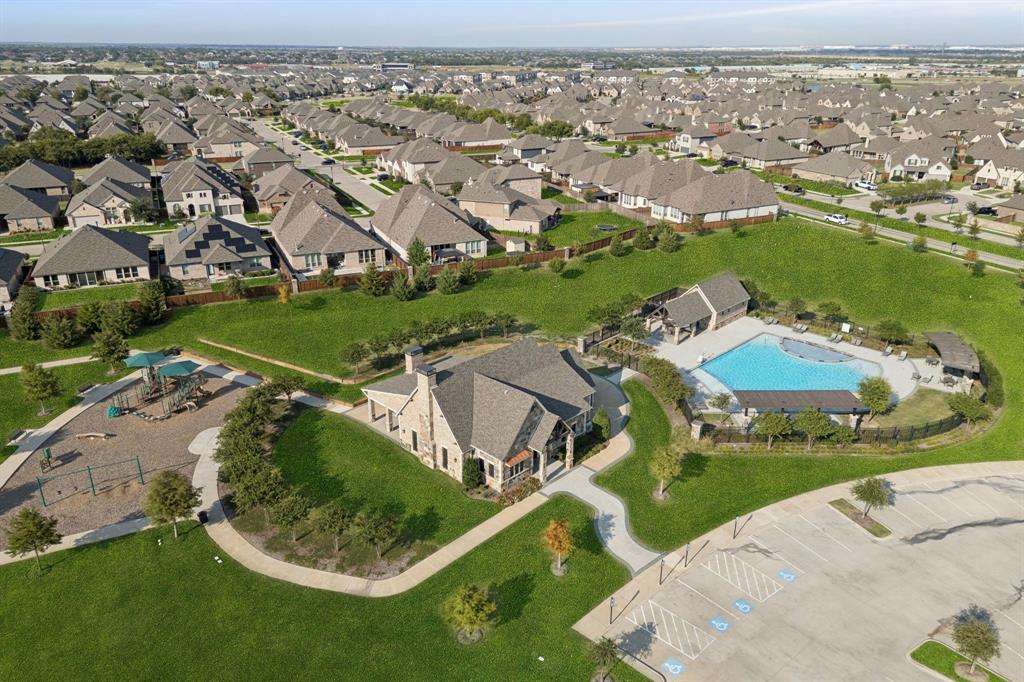 Fort Worth, Texas, 76052, United States, 4 Bedrooms Bedrooms, ,4 BathroomsBathrooms,Residential,For Sale,1960581