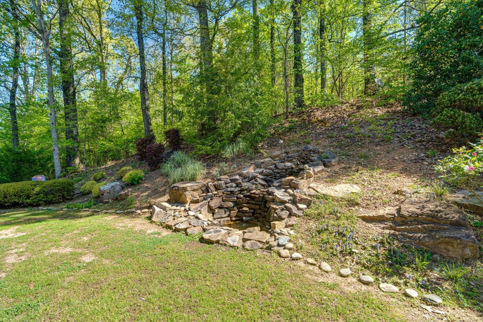 Guild, Tennessee, 37340, United States, 4 Bedrooms Bedrooms, ,5 BathroomsBathrooms,Residential,For Sale,2040612