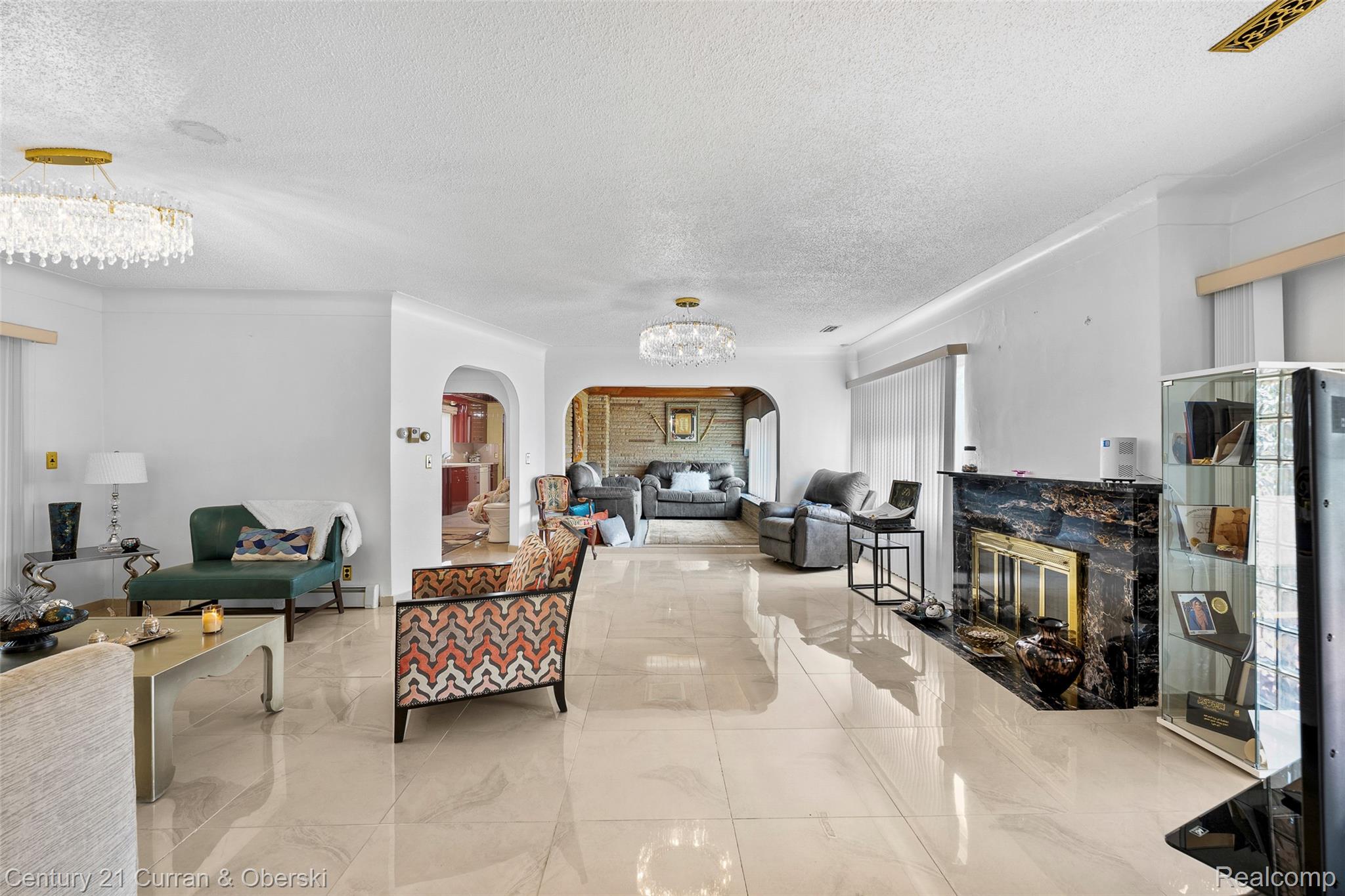 Dearborn, Michigan, 48126, United States, 3 Bedrooms Bedrooms, ,4 BathroomsBathrooms,Residential,For Sale,1979682