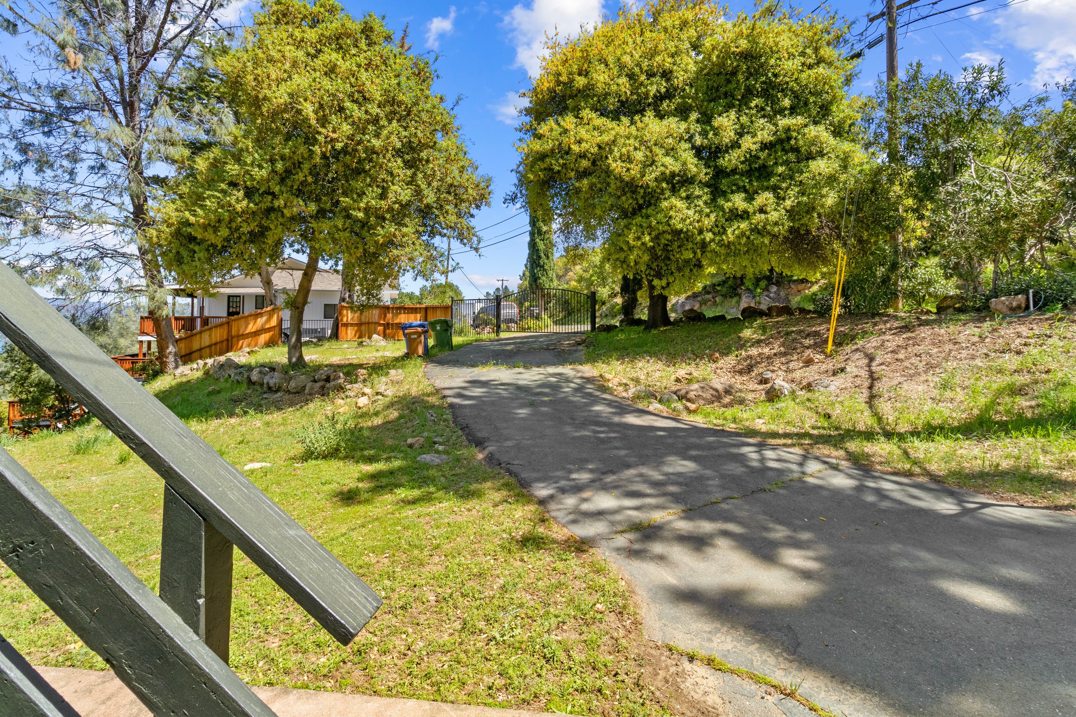  4805 Hawaina Way - 物件實景