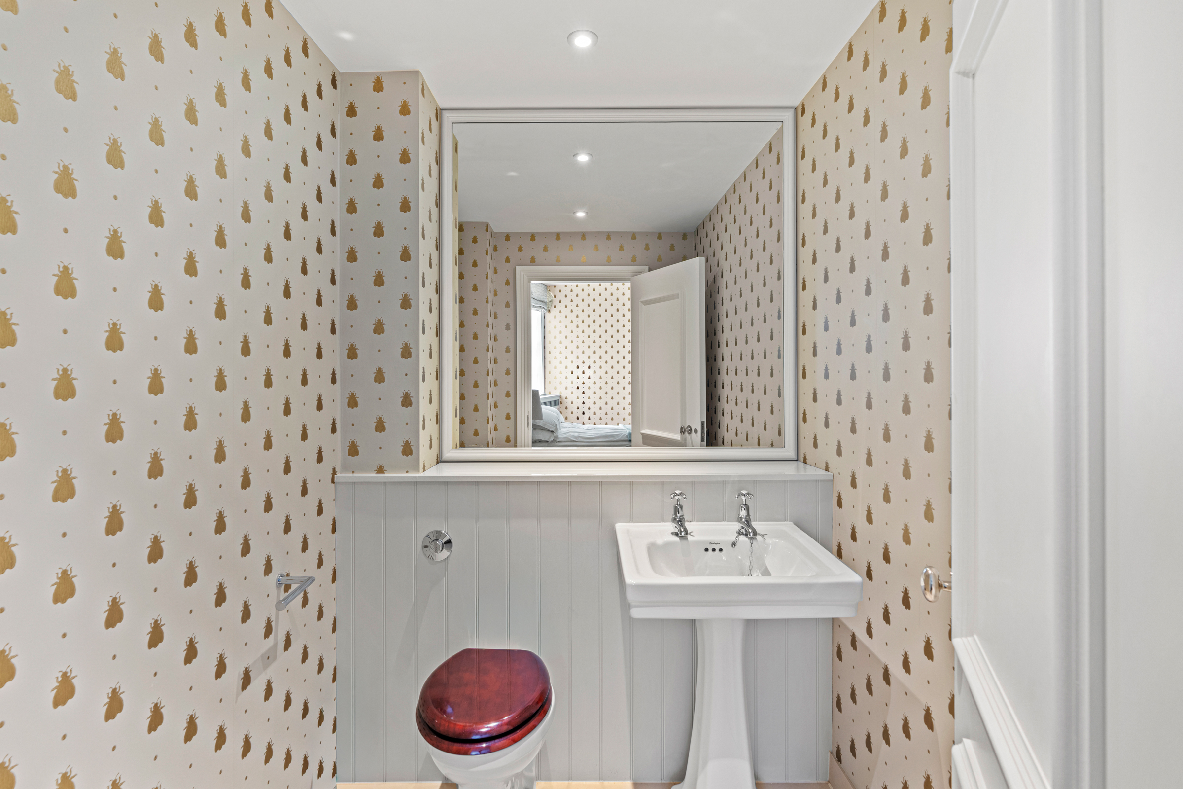  A Four-Bedroom Apartment Moments from Sloane Square with Porter and Parking - 物件實景