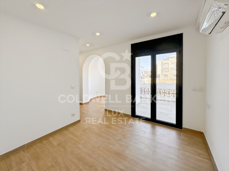 Empuriabrava, Catalonia, ES, 4 Bedrooms Bedrooms, ,4 BathroomsBathrooms,Residential,For Sale,1700789