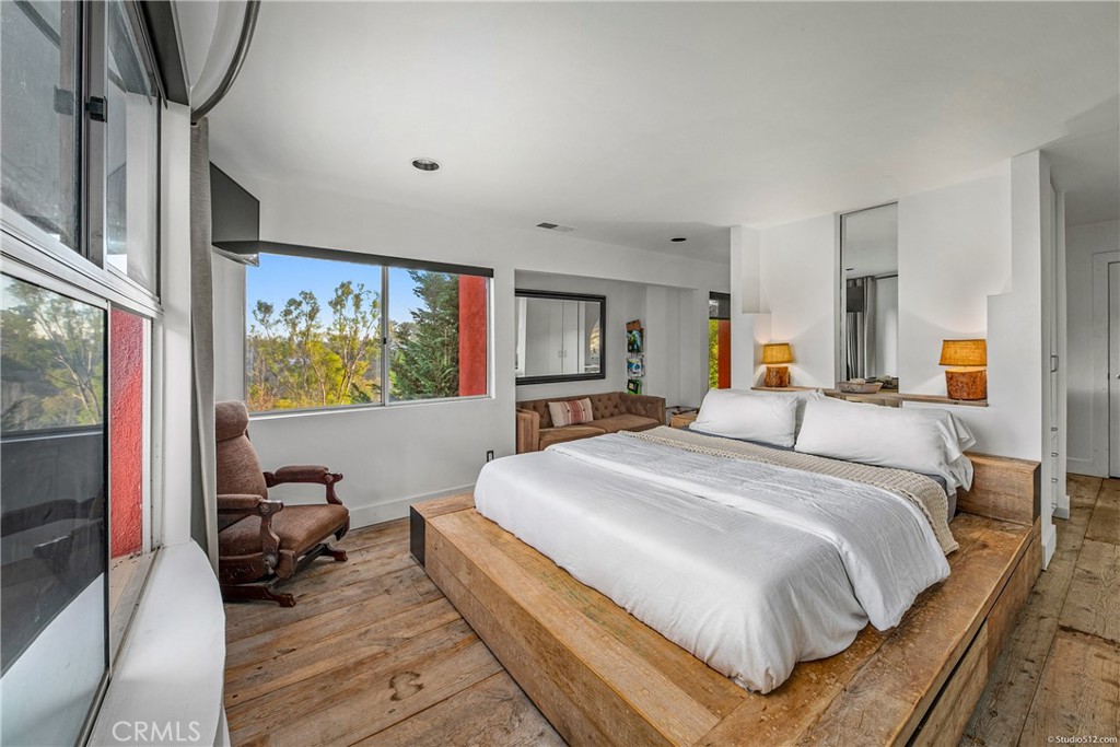 Escondido, California, 92025, United States, 4 Bedrooms Bedrooms, ,3 BathroomsBathrooms,Residential,For Sale,1994809