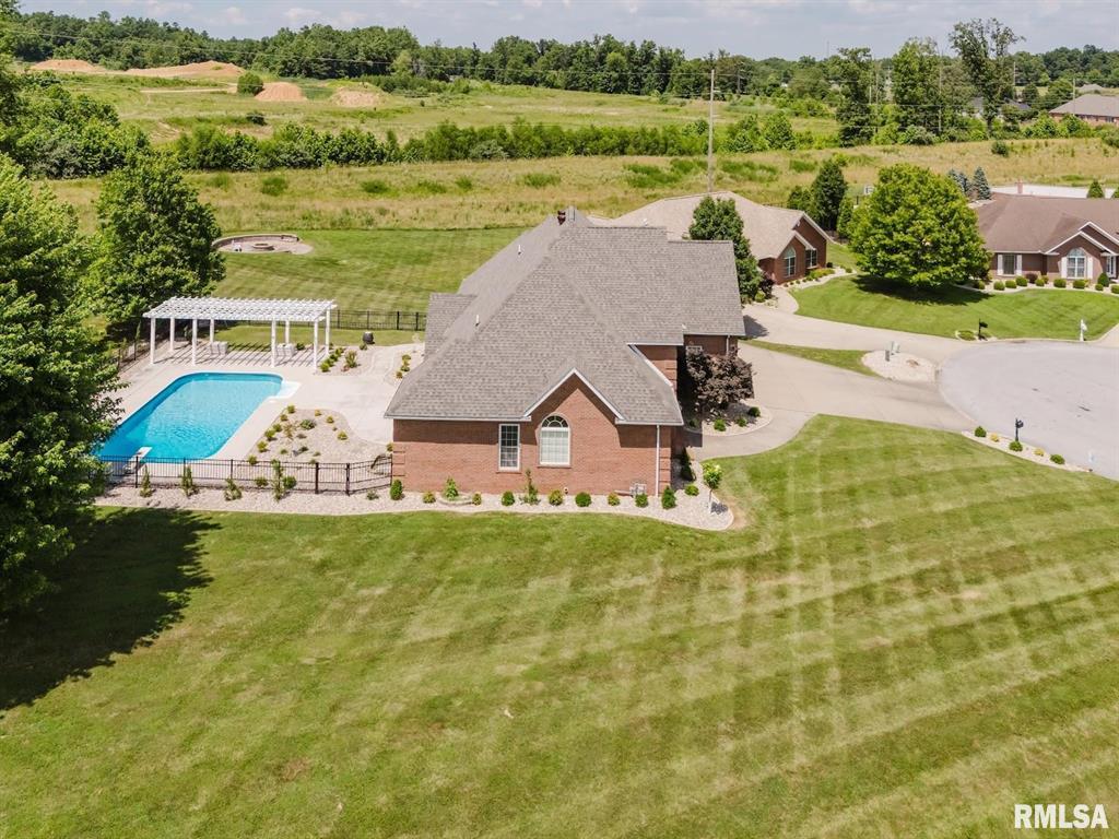 Bismarck, Illinois, 62959, United States, 5 Bedrooms Bedrooms, ,Residential,For Sale,1885319
