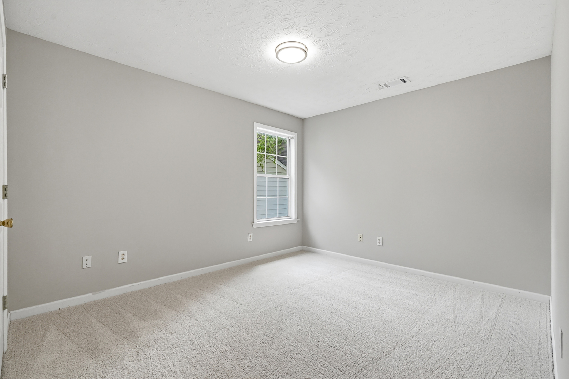  Private Cul-de-Sac Retreat in a Prime Alpharetta Swim Community - 物件實景