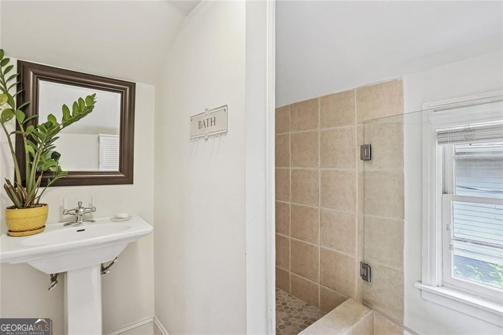 Atlanta, Georgia, 30306, United States, 3 Bedrooms Bedrooms, ,2 BathroomsBathrooms,Residential,For Sale,1959900