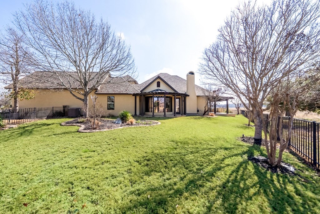 Kerrville, Texas, 78028, United States, 3 Bedrooms Bedrooms, ,3 BathroomsBathrooms,Residential,For Sale,2022585