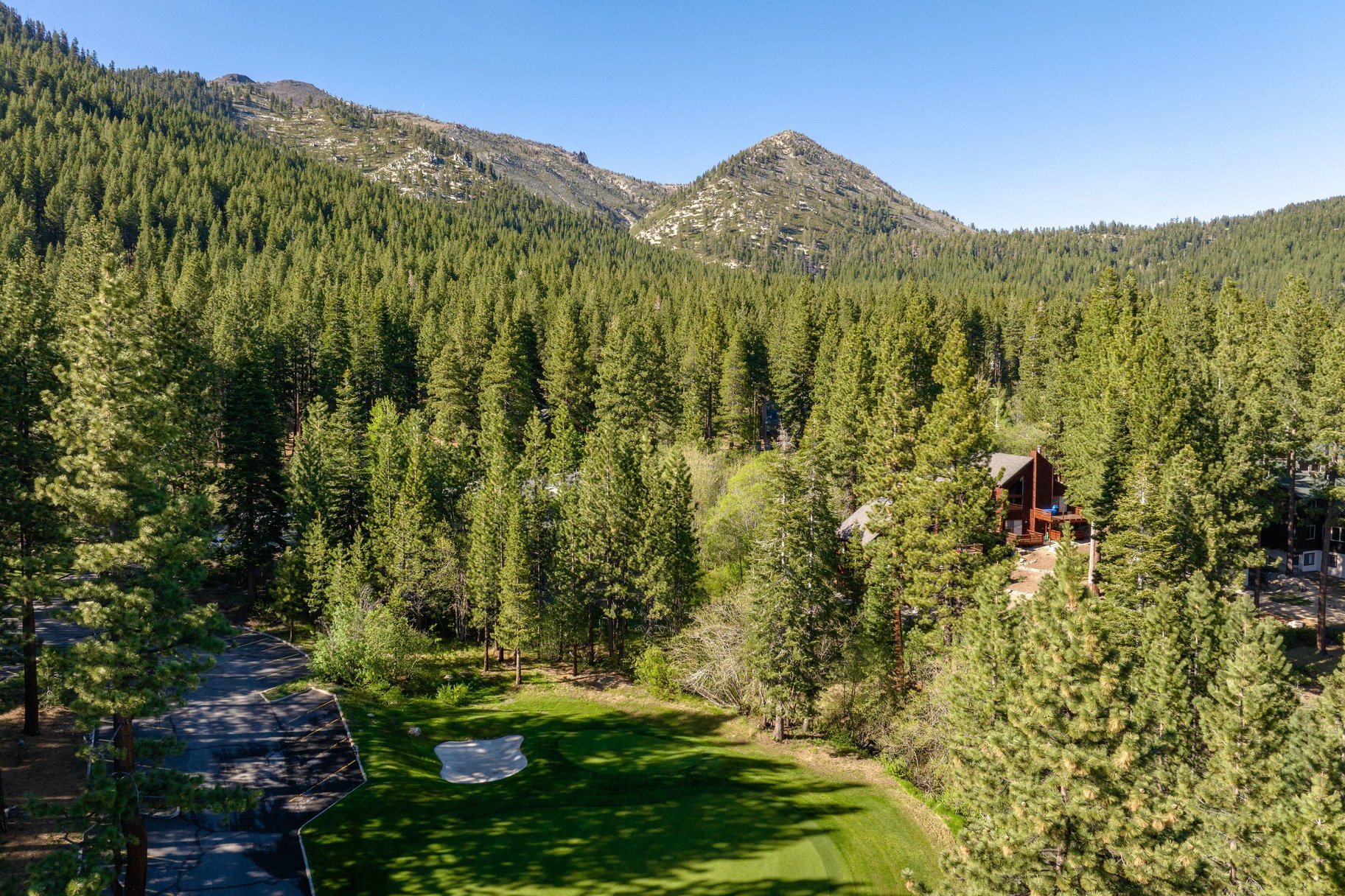  Your Lake Tahoe Escape Awaits — Steps from the Greens - 物件實景