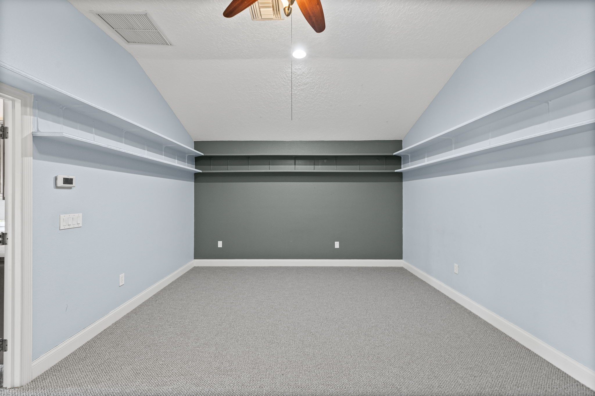 Land O Lakes, Florida, 34638, United States, 4 Bedrooms Bedrooms, ,4 BathroomsBathrooms,Residential,For Sale,1973686