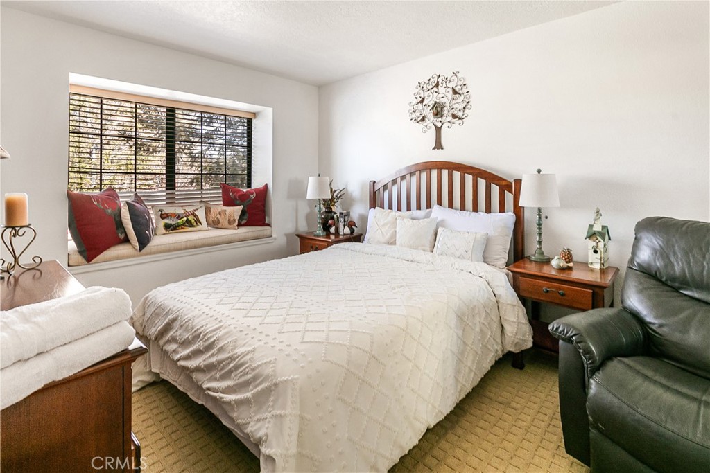 Lake Arrowhead, California, 92352, United States, 3 Bedrooms Bedrooms, ,3 BathroomsBathrooms,Residential,For Sale,1950865