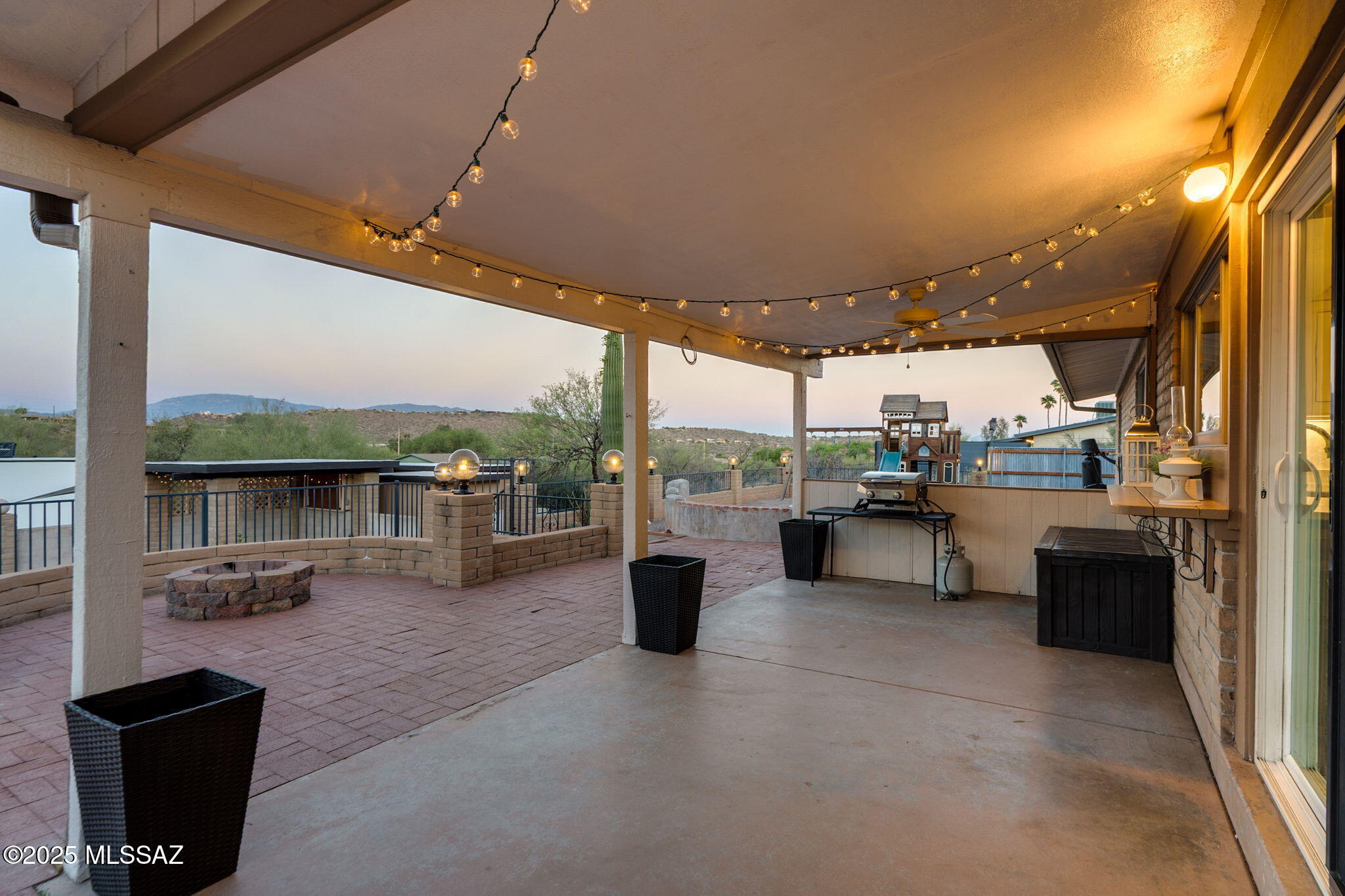 Tucson, Arizona, 85750, United States, 3 Bedrooms Bedrooms, ,2 BathroomsBathrooms,Residential,For Sale,1934360