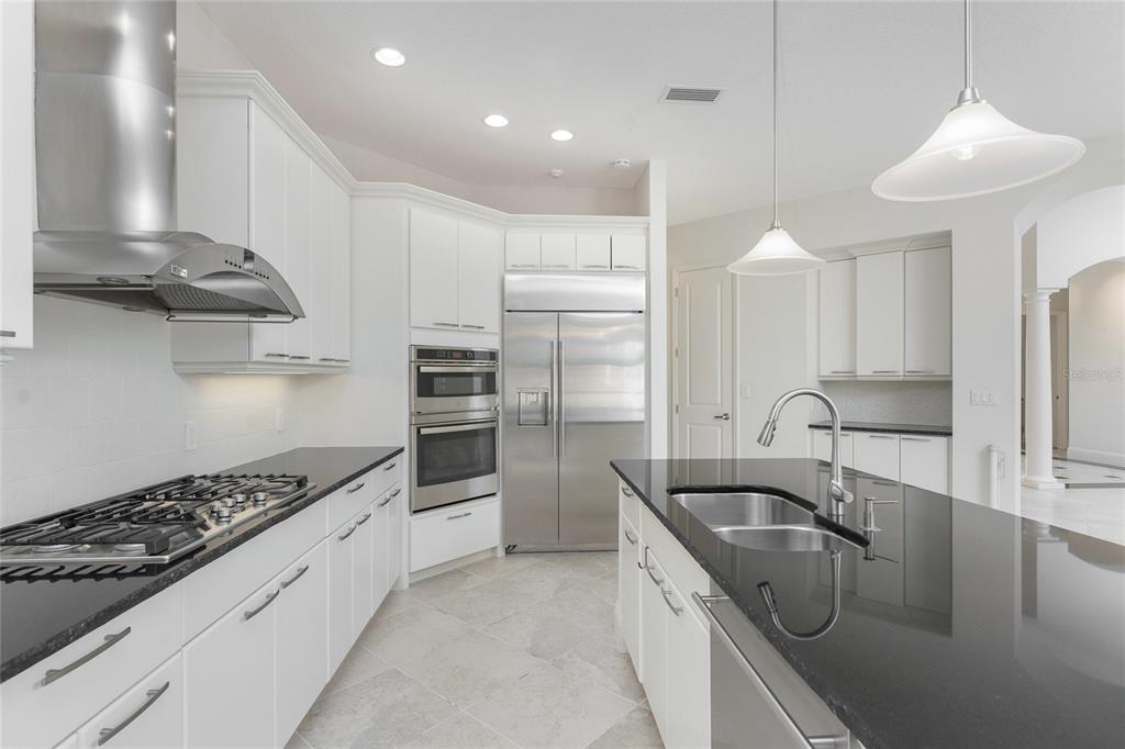 Sarasota, Florida, 34241, United States, 4 Bedrooms Bedrooms, ,3 BathroomsBathrooms,Residential,For Sale,1789245
