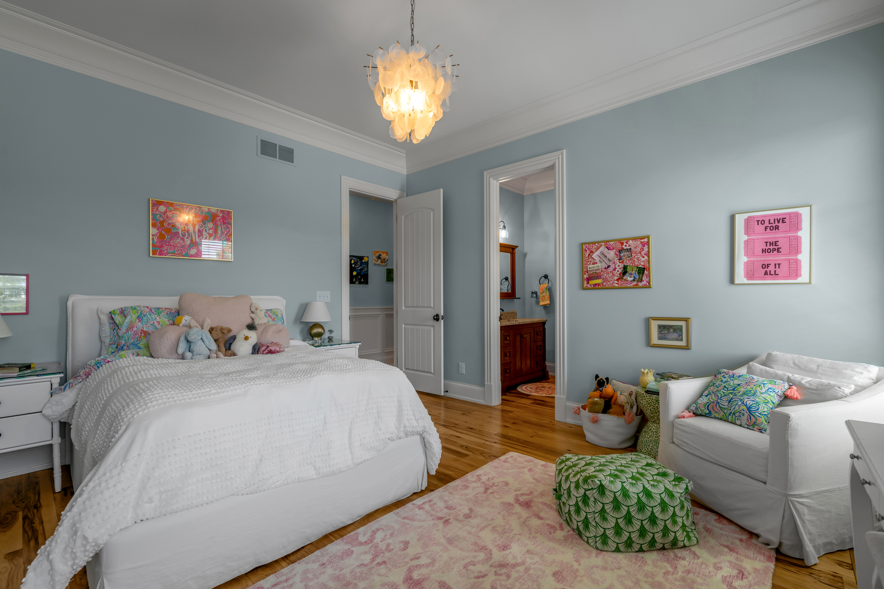  111 Roseburg Way - 物件實景