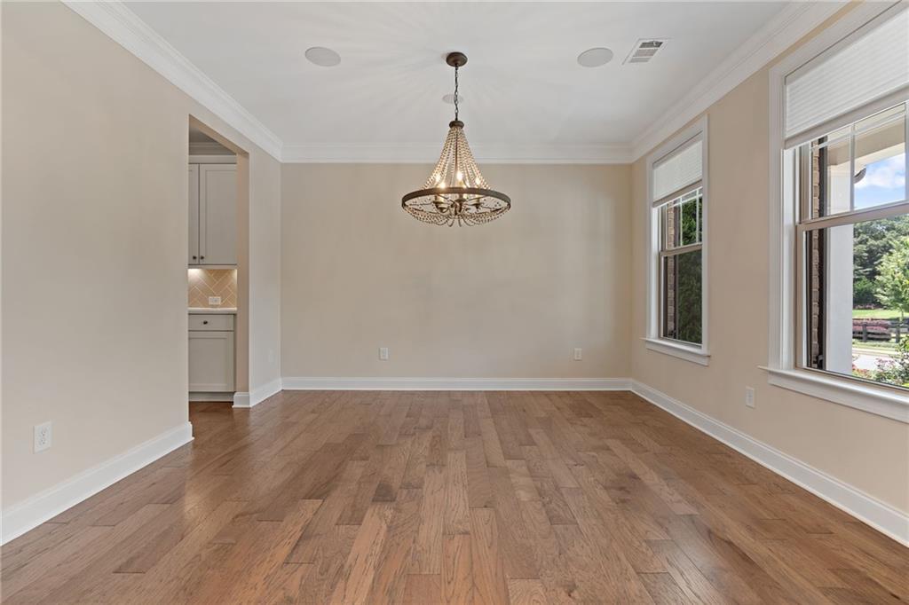 Cumming, Georgia, 30040, United States, 6 Bedrooms Bedrooms, ,5 BathroomsBathrooms,Residential,For Sale,1895159