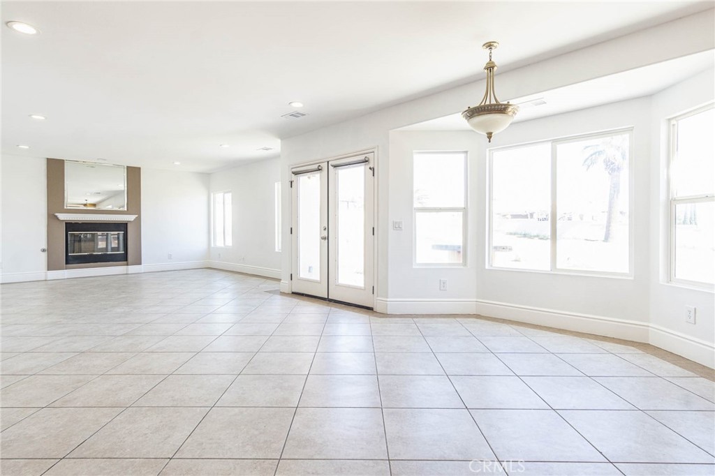 Apple Valley, California, 92307, United States, 6 Bedrooms Bedrooms, ,7 BathroomsBathrooms,Residential,For Sale,2022509