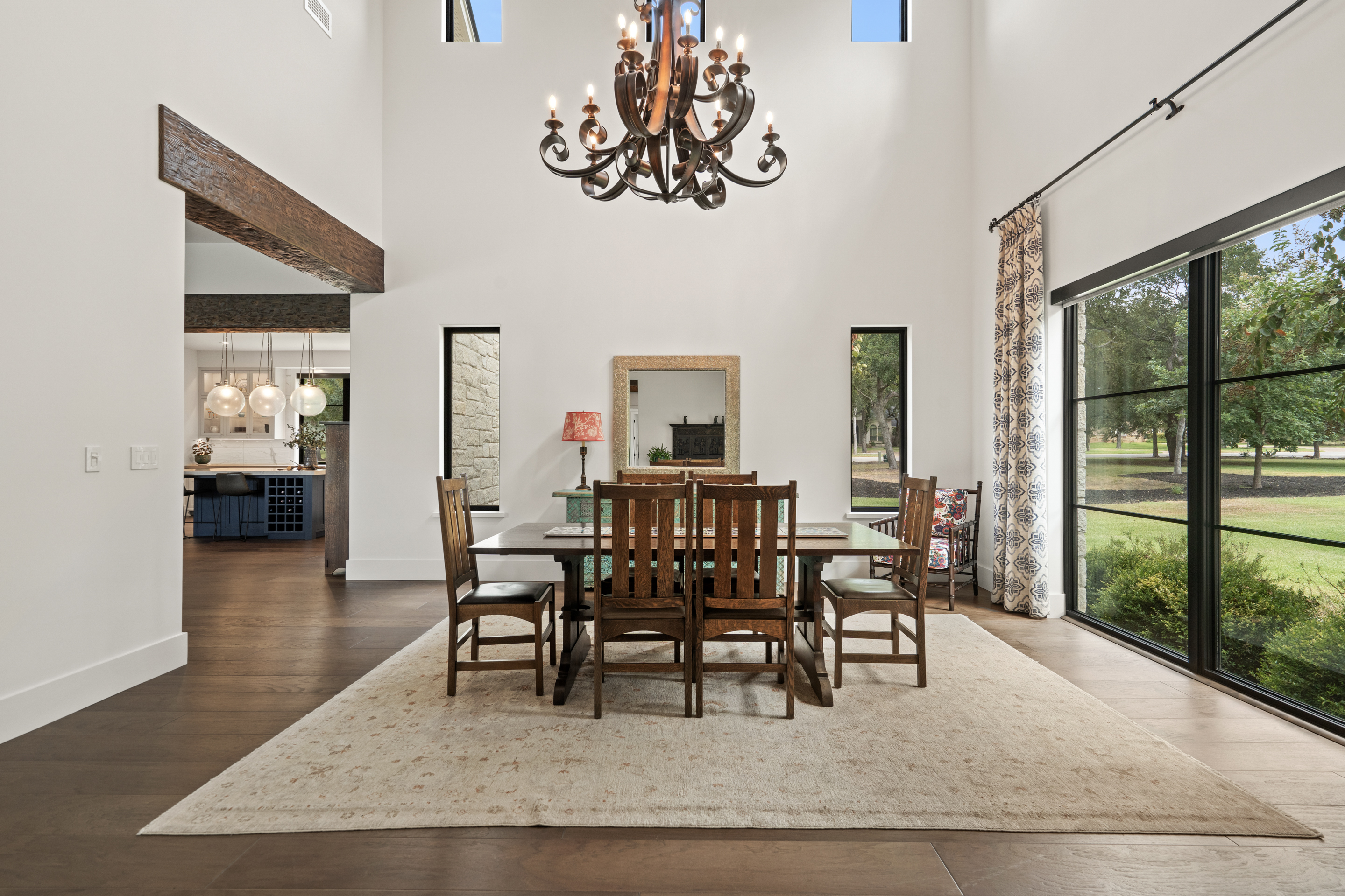  Rare Expression of Refined Hill Country Living - 物件實景