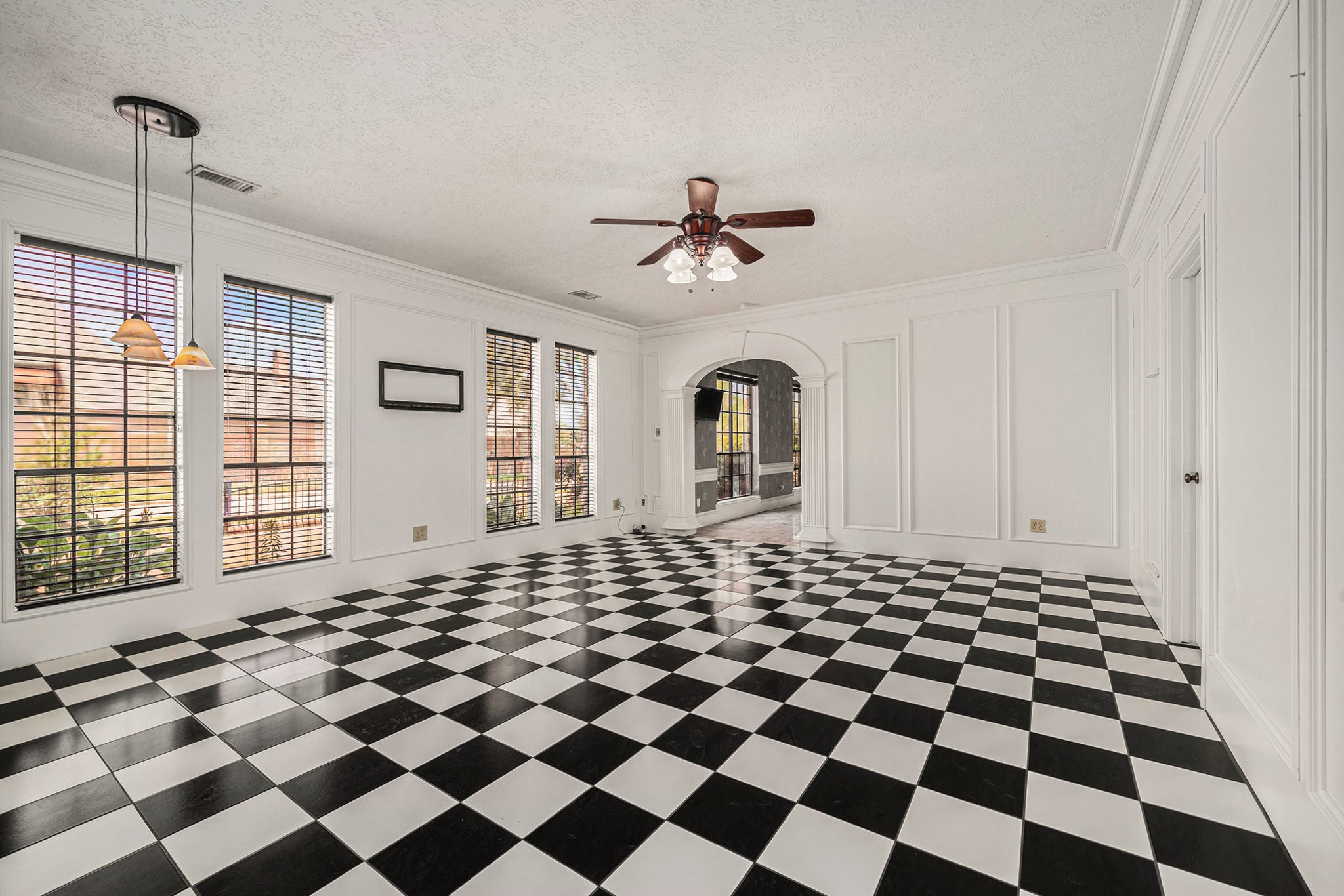 Spring, Texas, 77379, United States, 5 Bedrooms Bedrooms, ,8 BathroomsBathrooms,Residential,For Sale,1906777