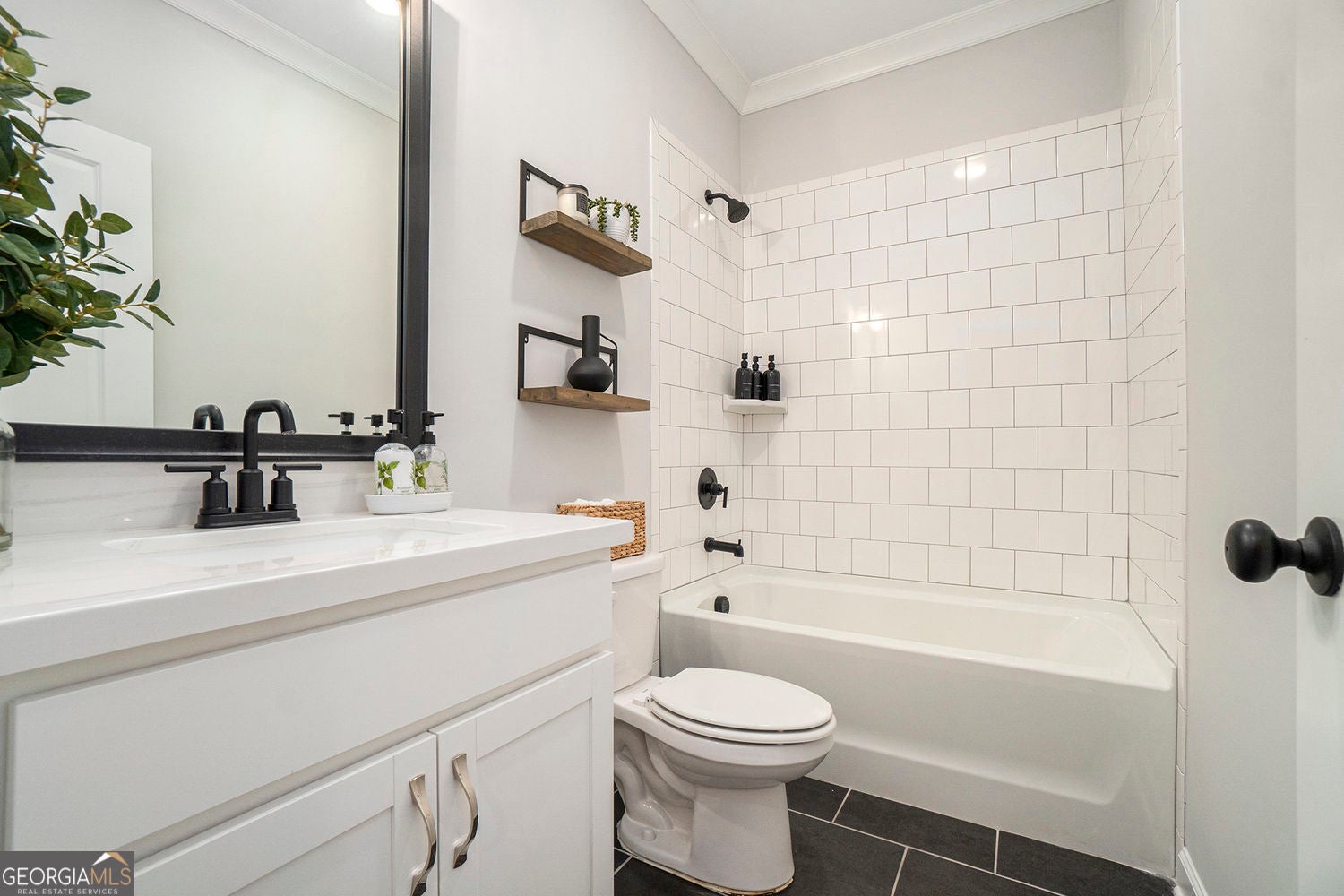 Powder Springs, Georgia, 30127, United States, 5 Bedrooms Bedrooms, ,4 BathroomsBathrooms,Residential,For Sale,1973246