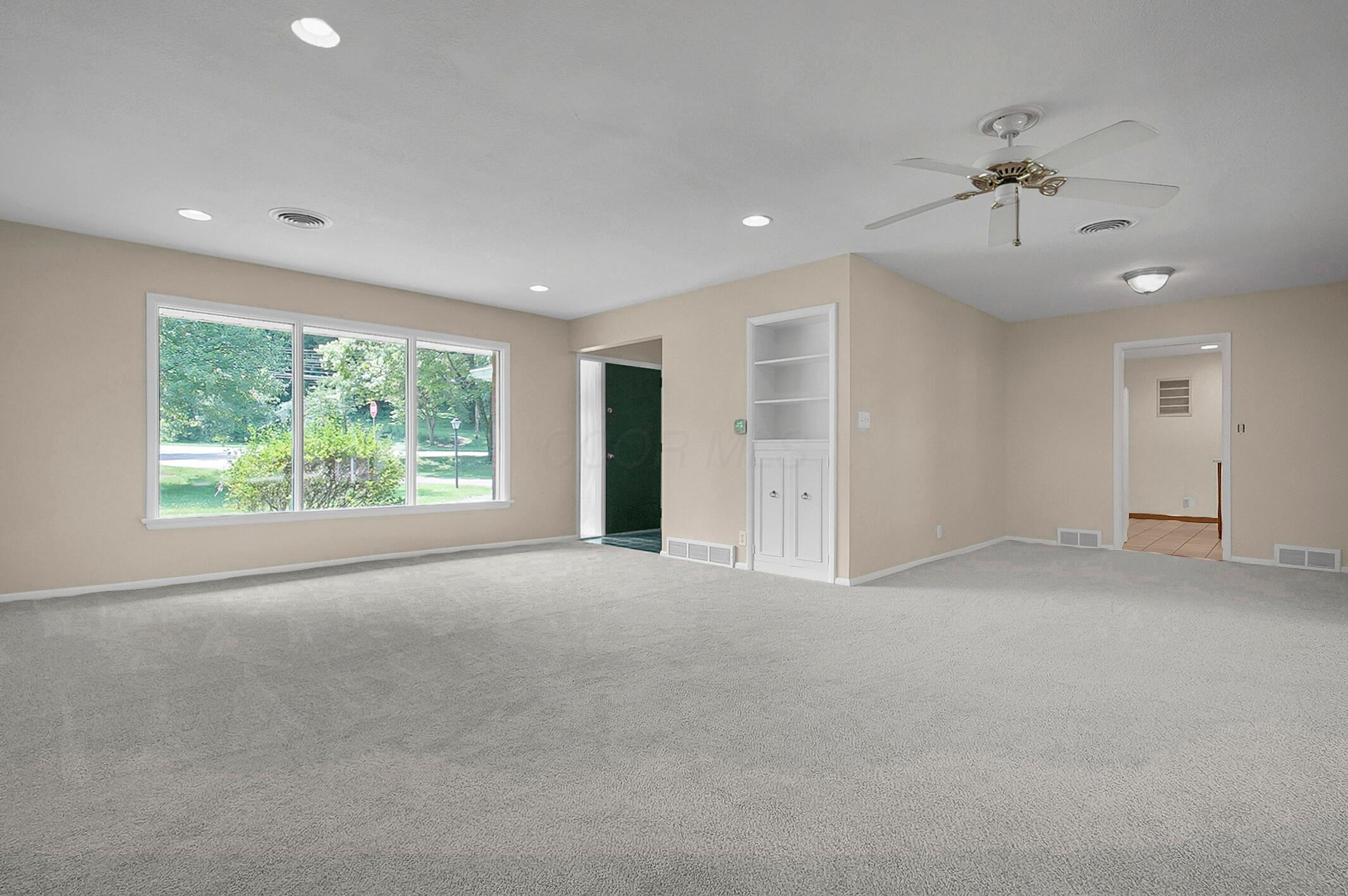 Granville, Ohio, 43023, United States, 3 Bedrooms Bedrooms, ,2 BathroomsBathrooms,Residential,For Sale,1901349