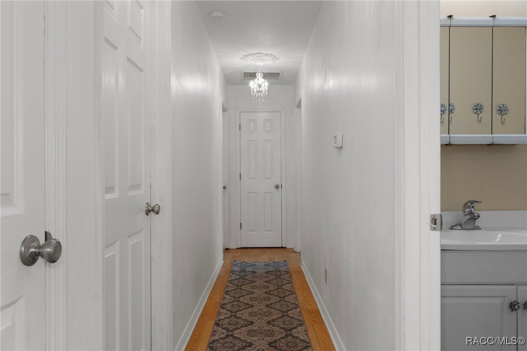 Crystal River, Florida, 34428, United States, 3 Bedrooms Bedrooms, ,3 BathroomsBathrooms,Residential,For Sale,1977079