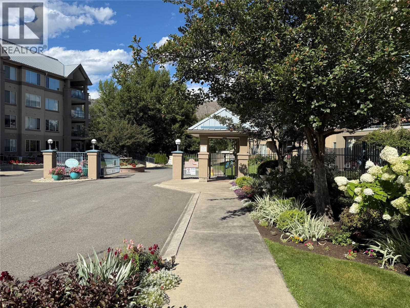 KAMLOOPS, British Columbia, V2C 1W9, CA, 3 Bedrooms Bedrooms, ,2 BathroomsBathrooms,Residential,For Sale,1949054