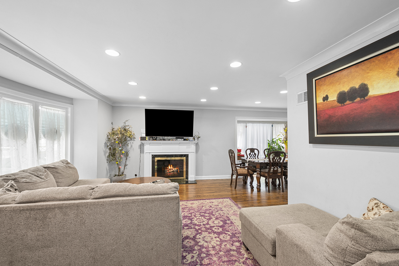 River Forest, Illinois, 60305, United States, 4 Bedrooms Bedrooms, ,3 BathroomsBathrooms,Residential,For Sale,1926113
